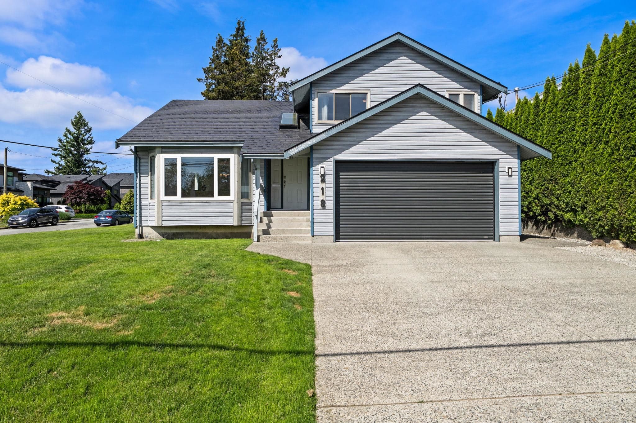 218 Mundy Street, Coquitlam, V3K 5M3 — photo 1