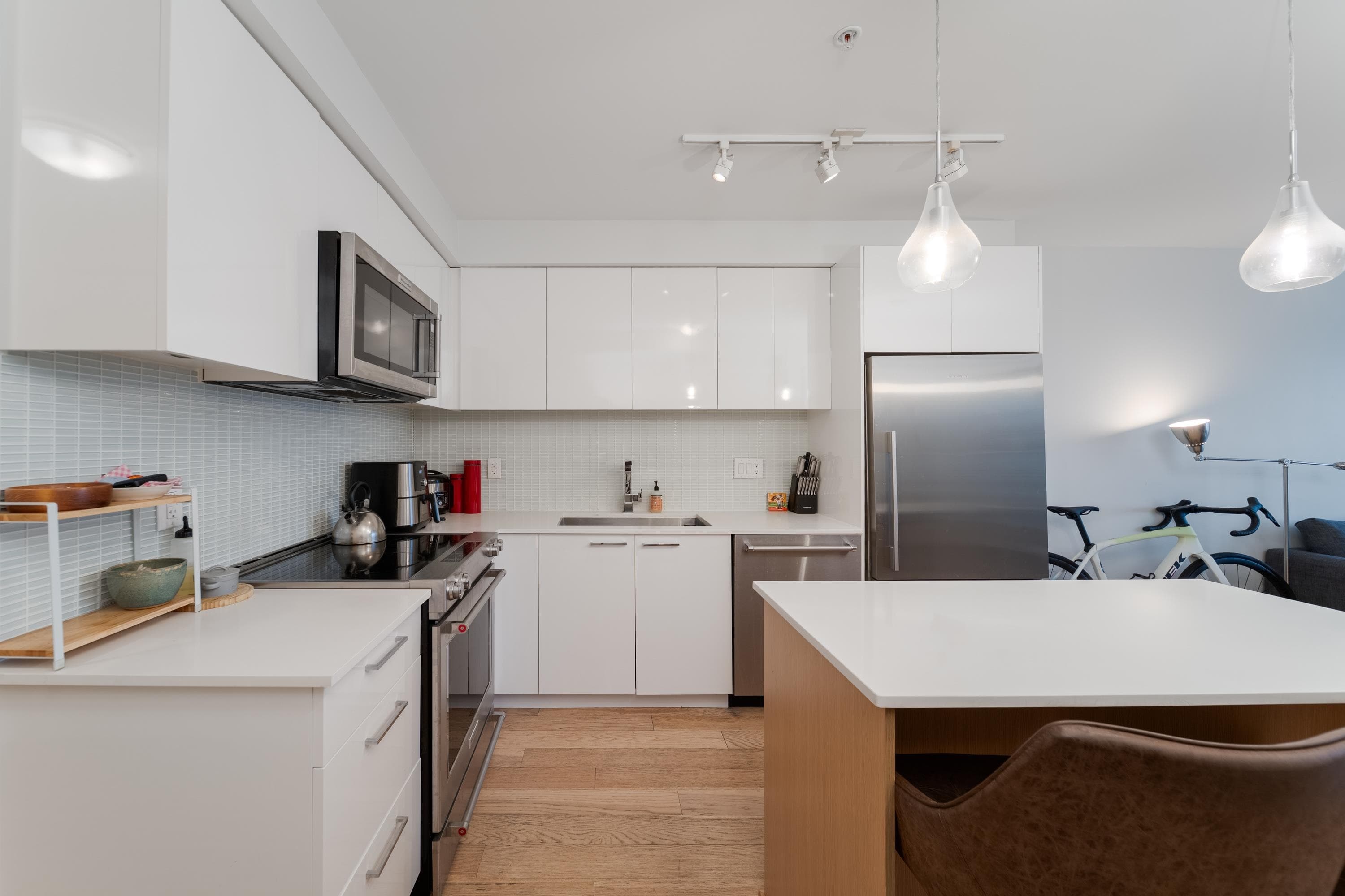 403 - 233 Kingsway, Vancouver, V5T 3J5 — photo 2
