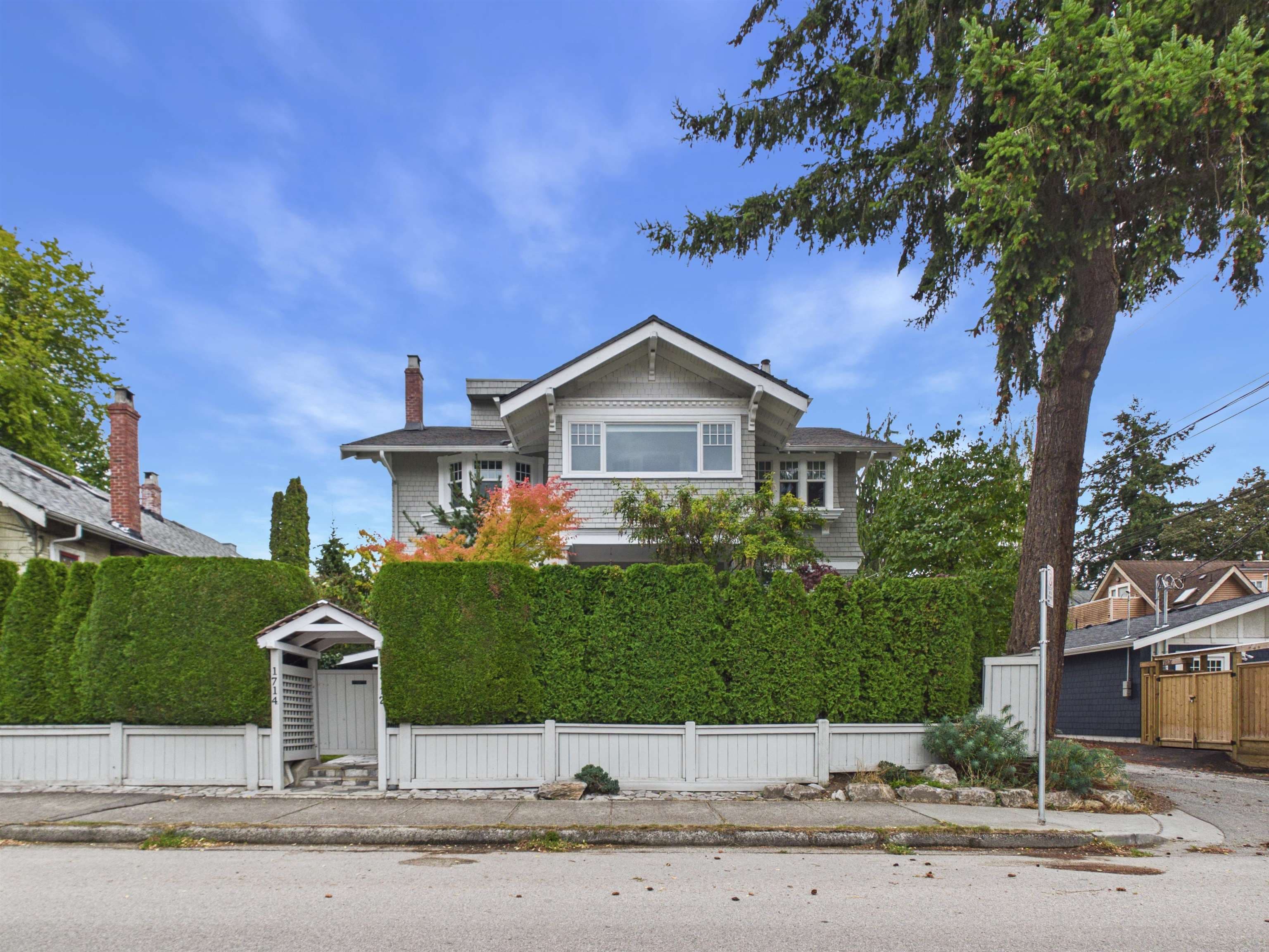 1714 Alma Street, Vancouver, V6R 3P5 — photo 3