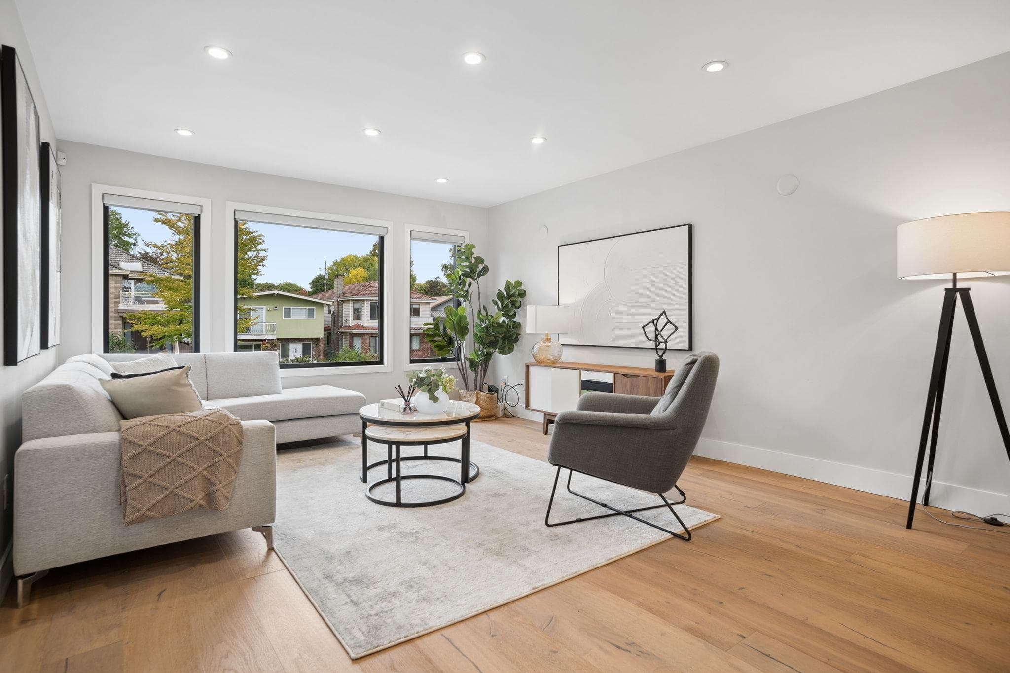 76 E 46th Avenue, Vancouver, V5W 1Z1 — photo 2