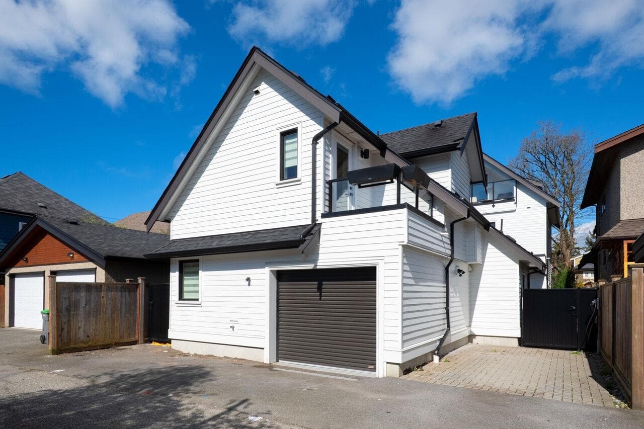 1026 E 13th Avenue, Vancouver, V5T 2L8 — photo 2