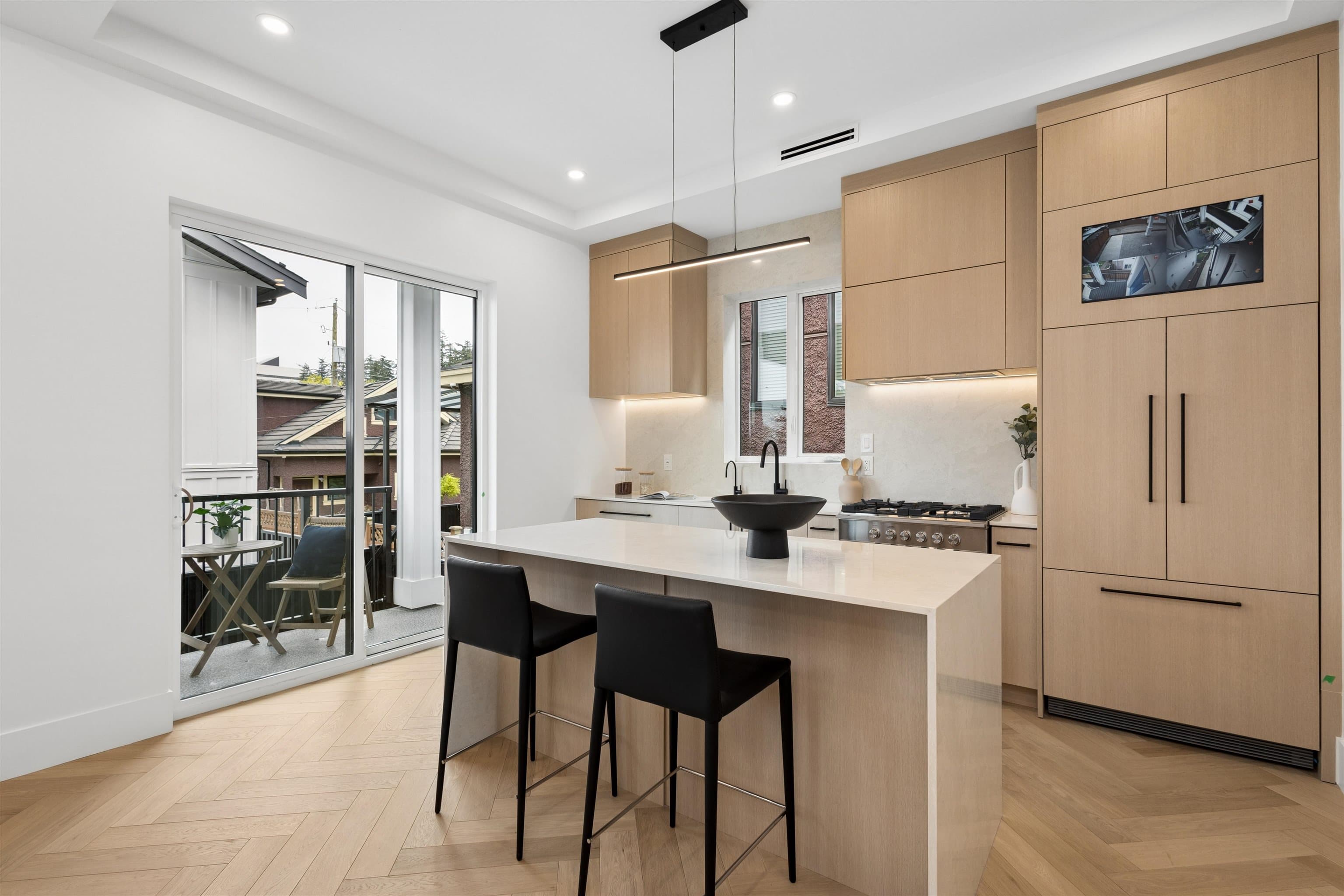 1 - 3637 E 46th Avenue, Vancouver, V5S 1B7 — photo 1