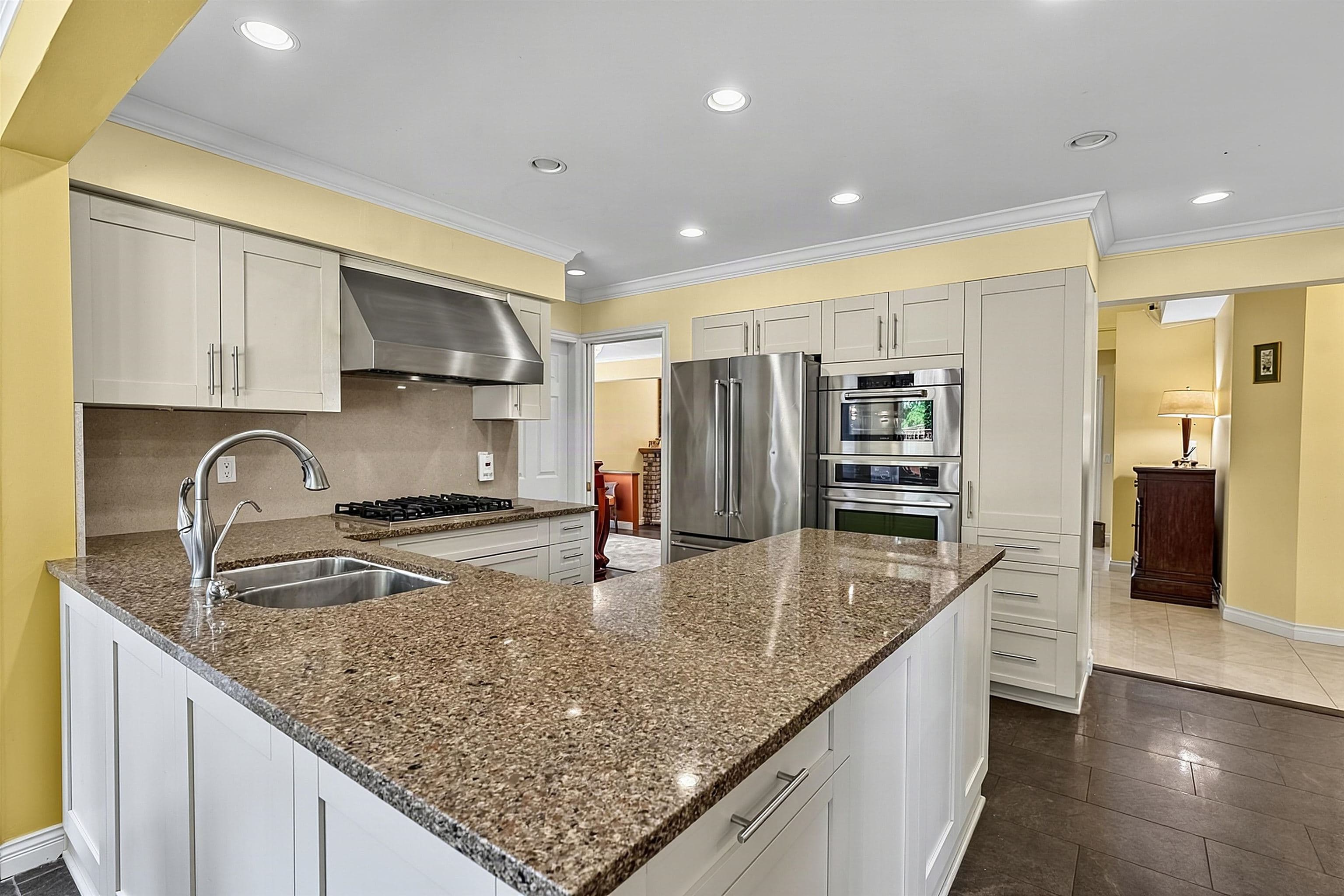 2092 148 Street, Surrey, V4A 8L5 — photo 4