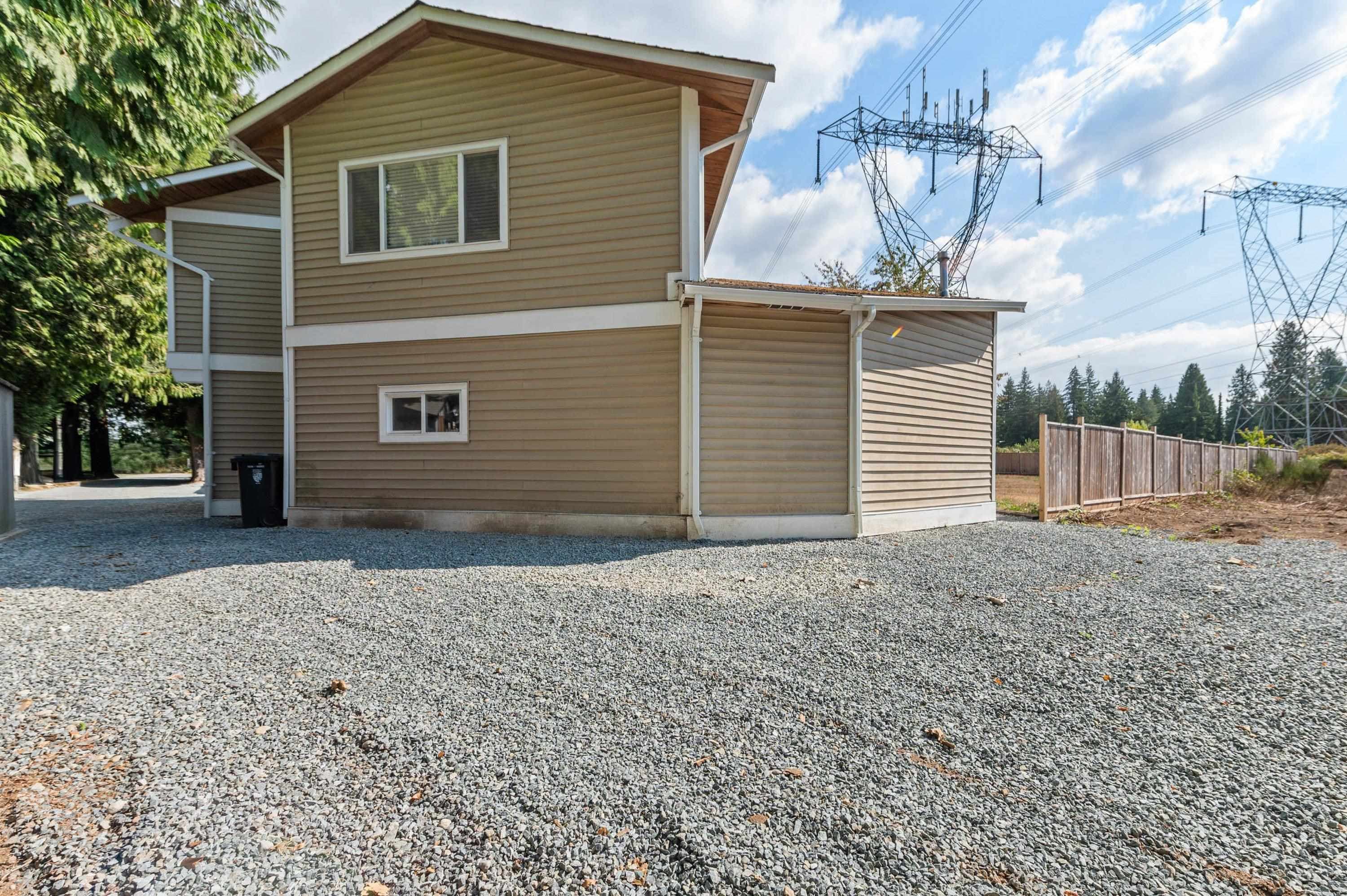 4393 206 Street, Langley, V3A 4Z8 — photo 3