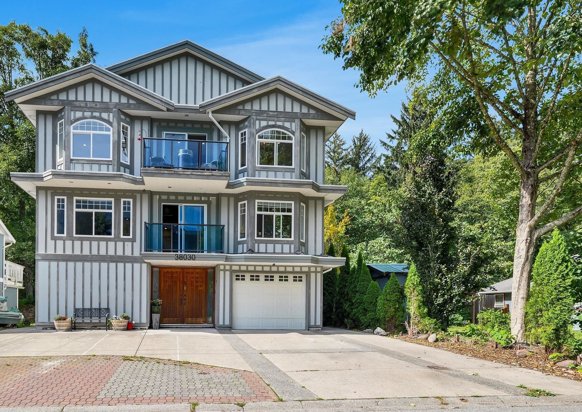 38030 Seventh Avenue, Squamish, V8B 0J7 — photo 4