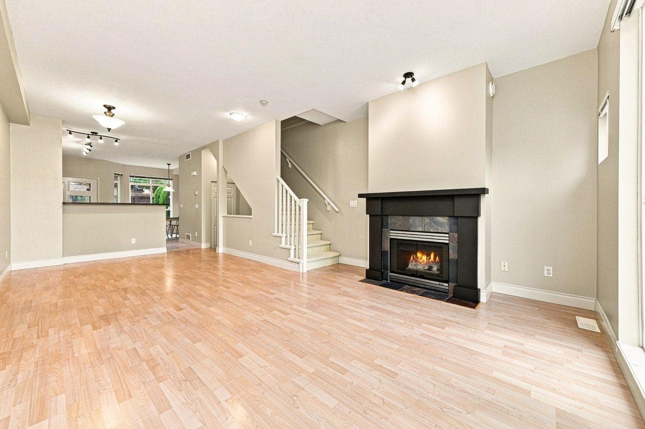 27 - 15 Forest Park Way, Port Moody, V3H 5G7 — photo 5