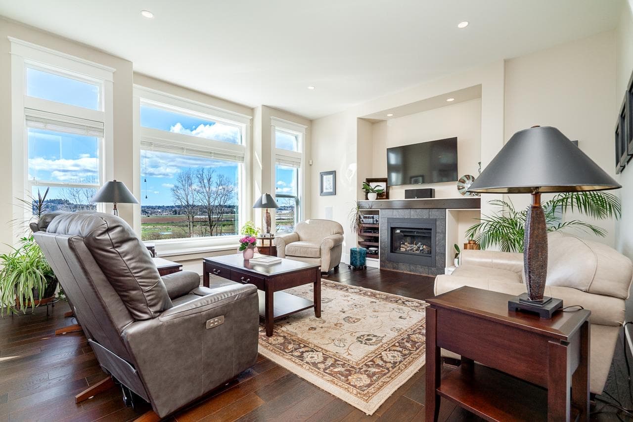 6039 163 Street, Surrey, V3S 1S5 — photo 4