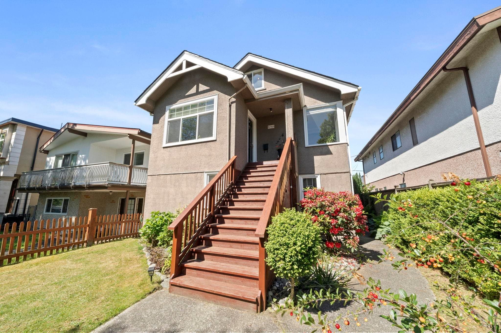 5743 St. Margarets Street, Vancouver, V5R 3H6 — photo 3
