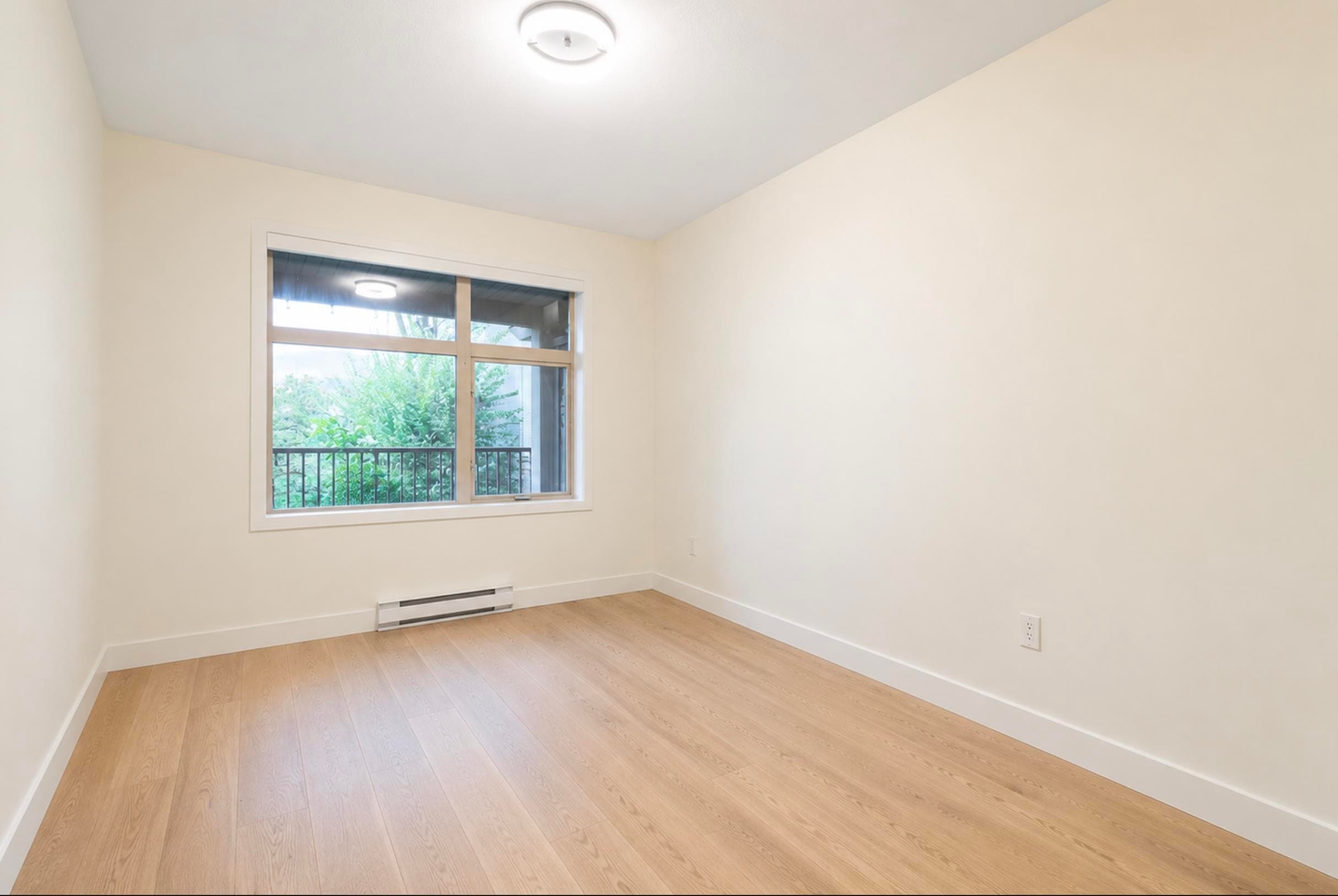 201 - 500 Klahanie Drive, Port Moody, V3H 5L1 — photo 5