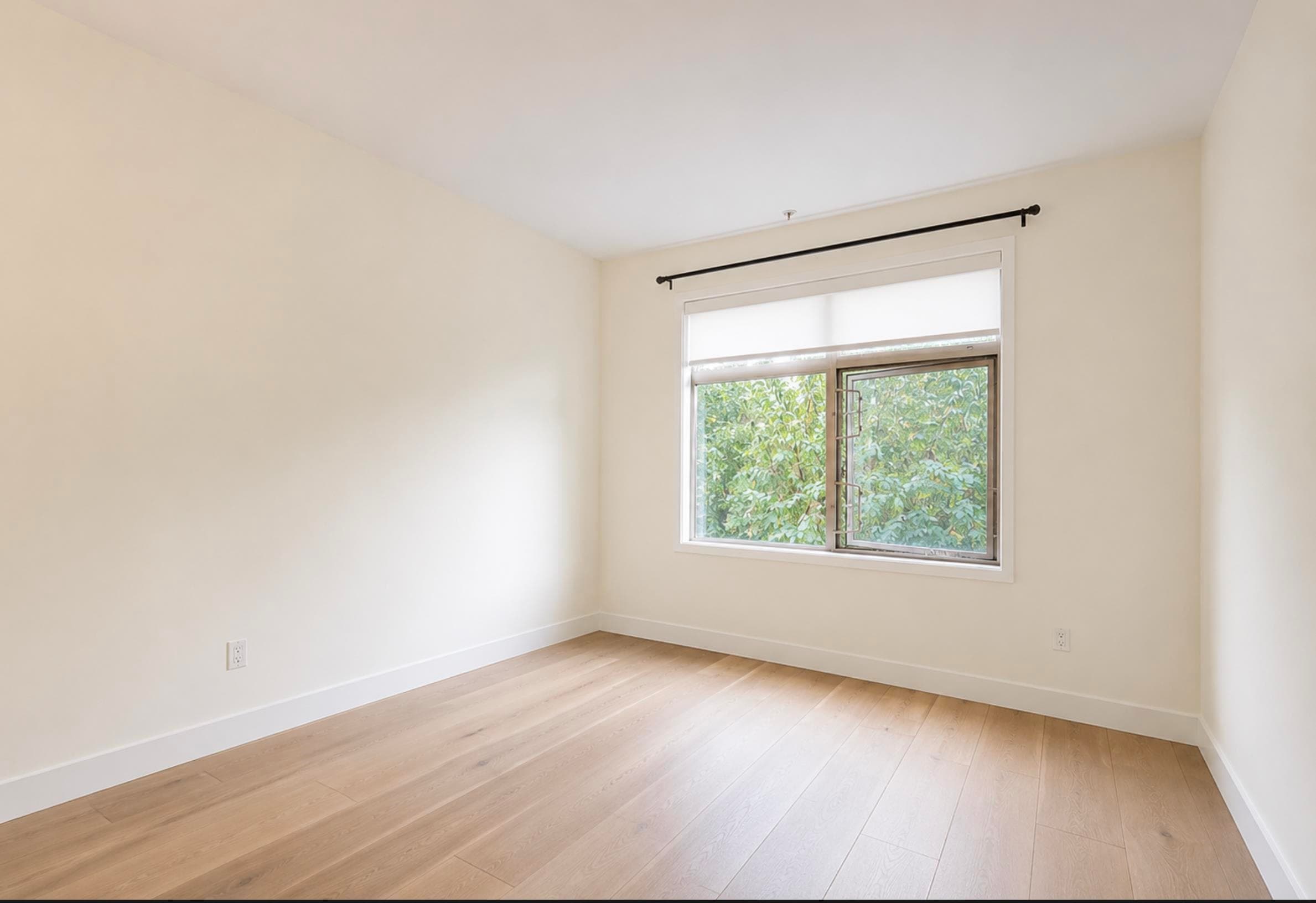 201 - 500 Klahanie Drive, Port Moody, V3H 5L1 — photo 4