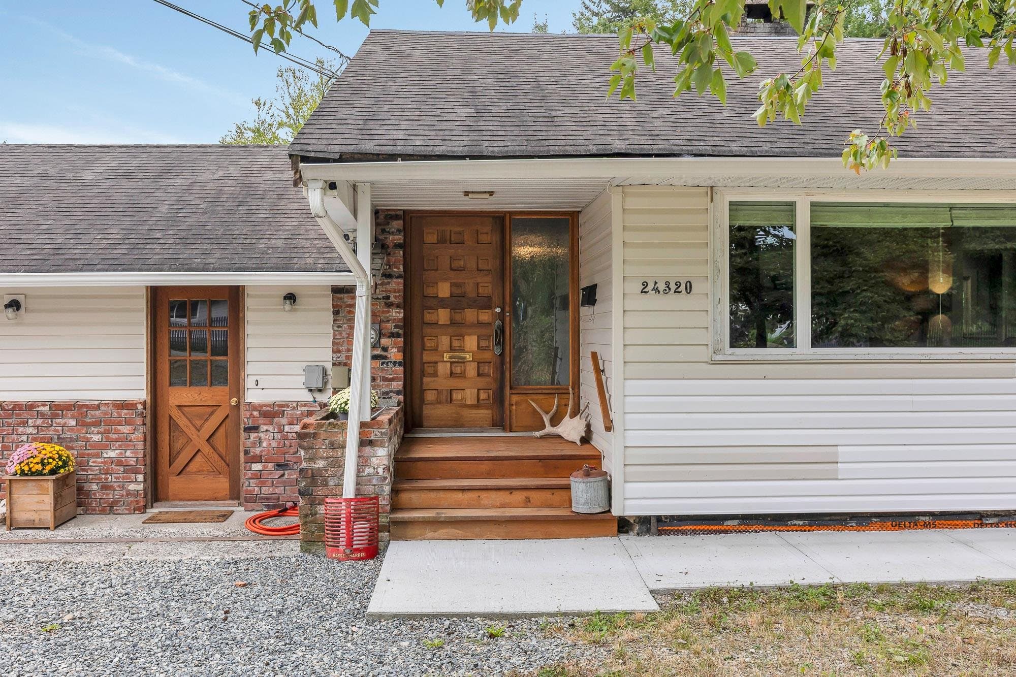 24320 116 Avenue, Maple Ridge, V4R 1L7 — photo 3