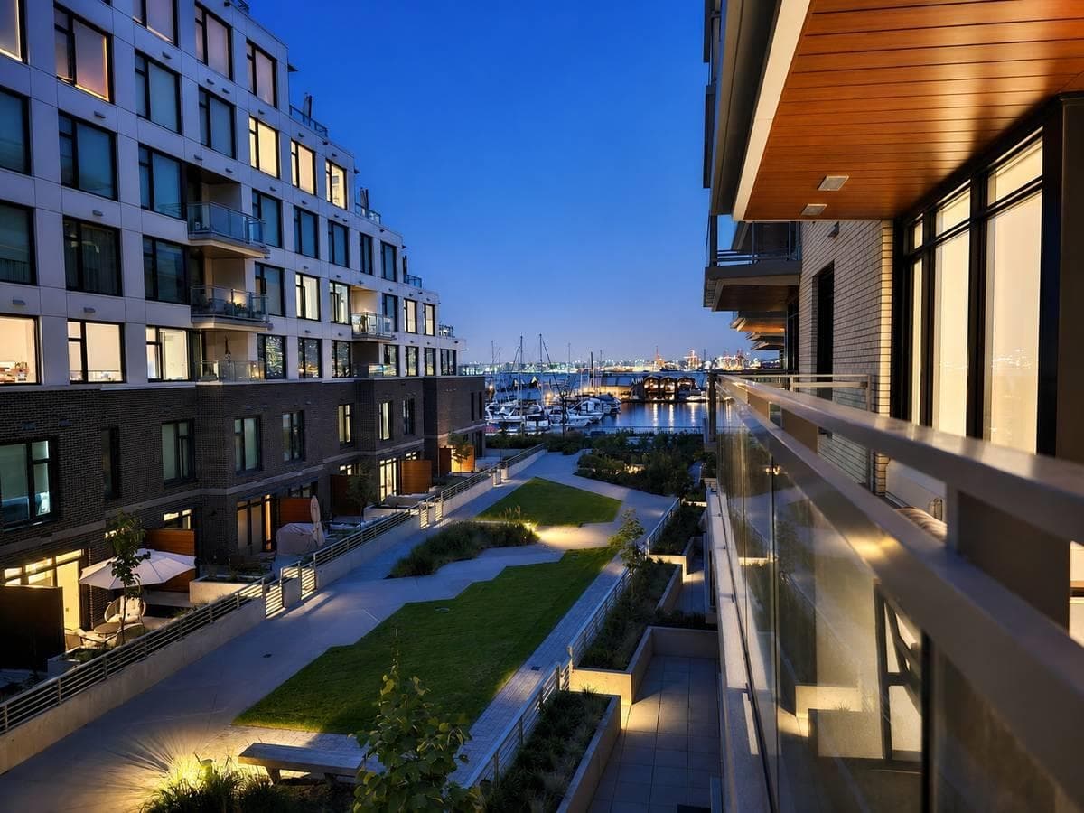 310 - 777 Harbour Way, North Vancouver, V6P 0G1 — photo 2