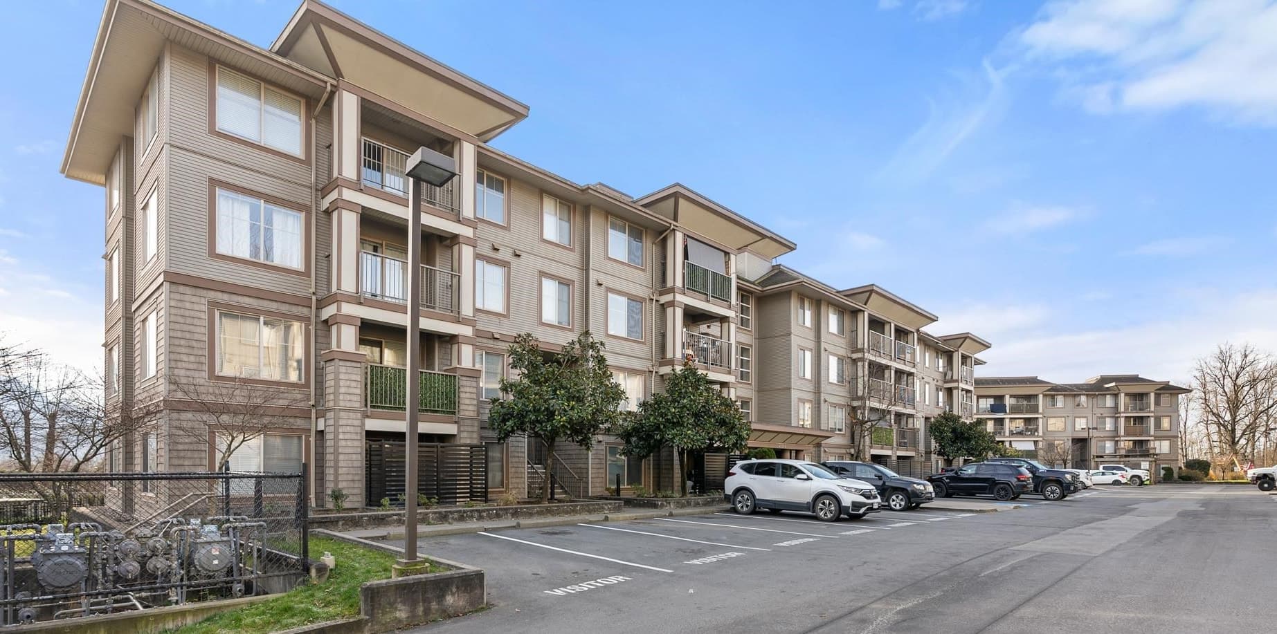 203 - 45561 Yale Road, Chilliwack, V2P 0A8 — photo 1