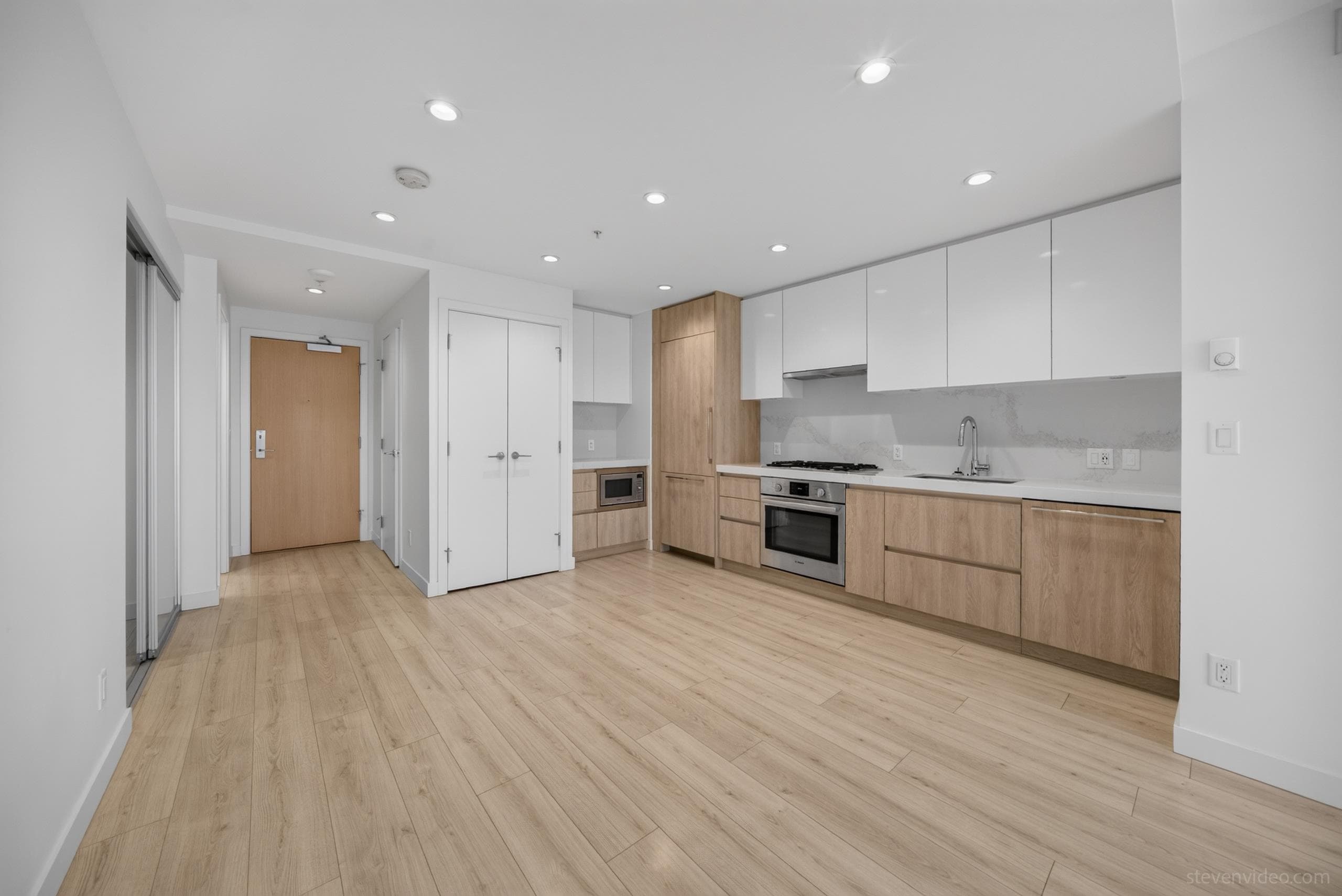 3008 - 6080 Mckay Avenue, Burnaby, V5H 0J4 — photo 2