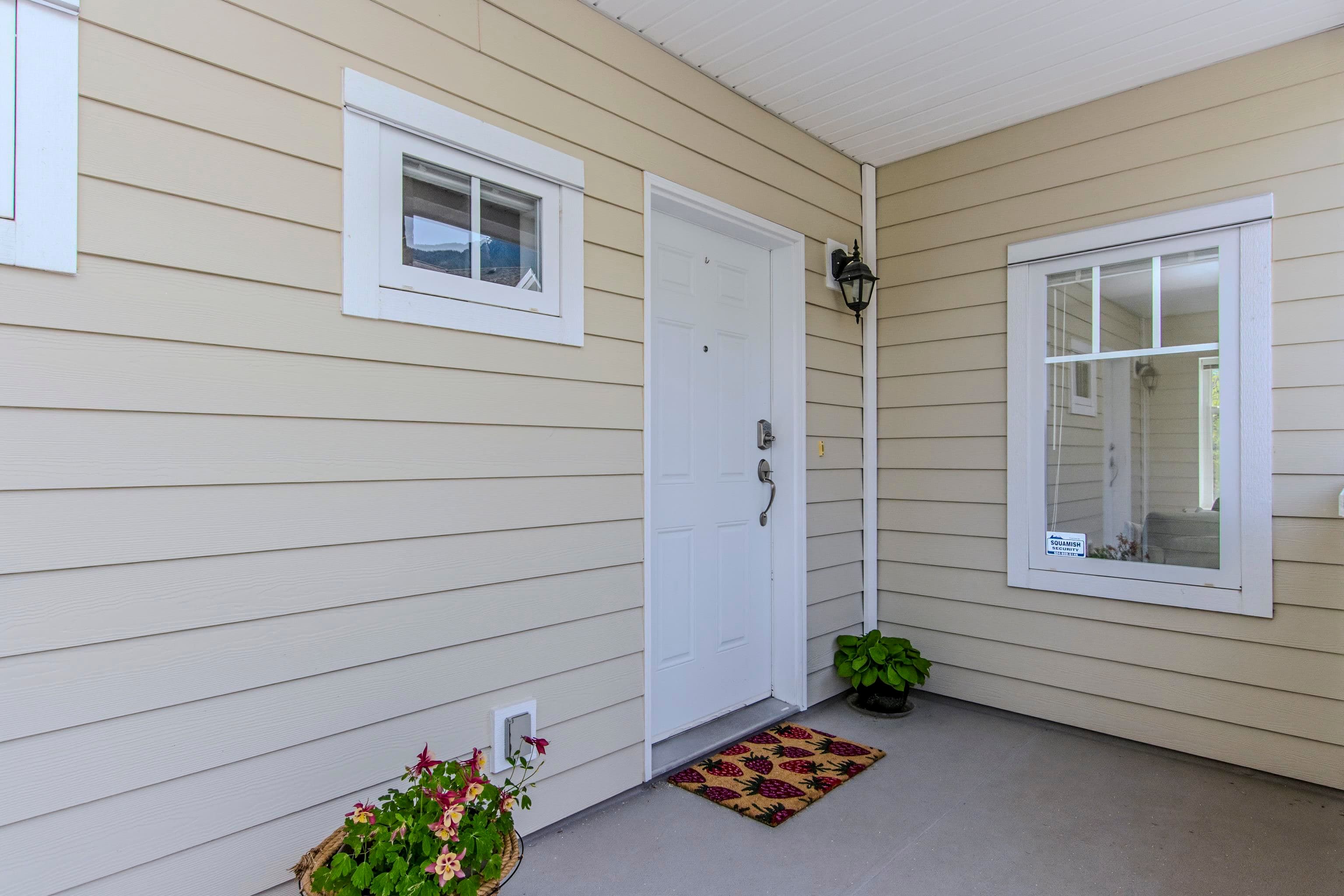2 - 1200 Edgewater Drive, Squamish, V8B 0E7 — photo 3