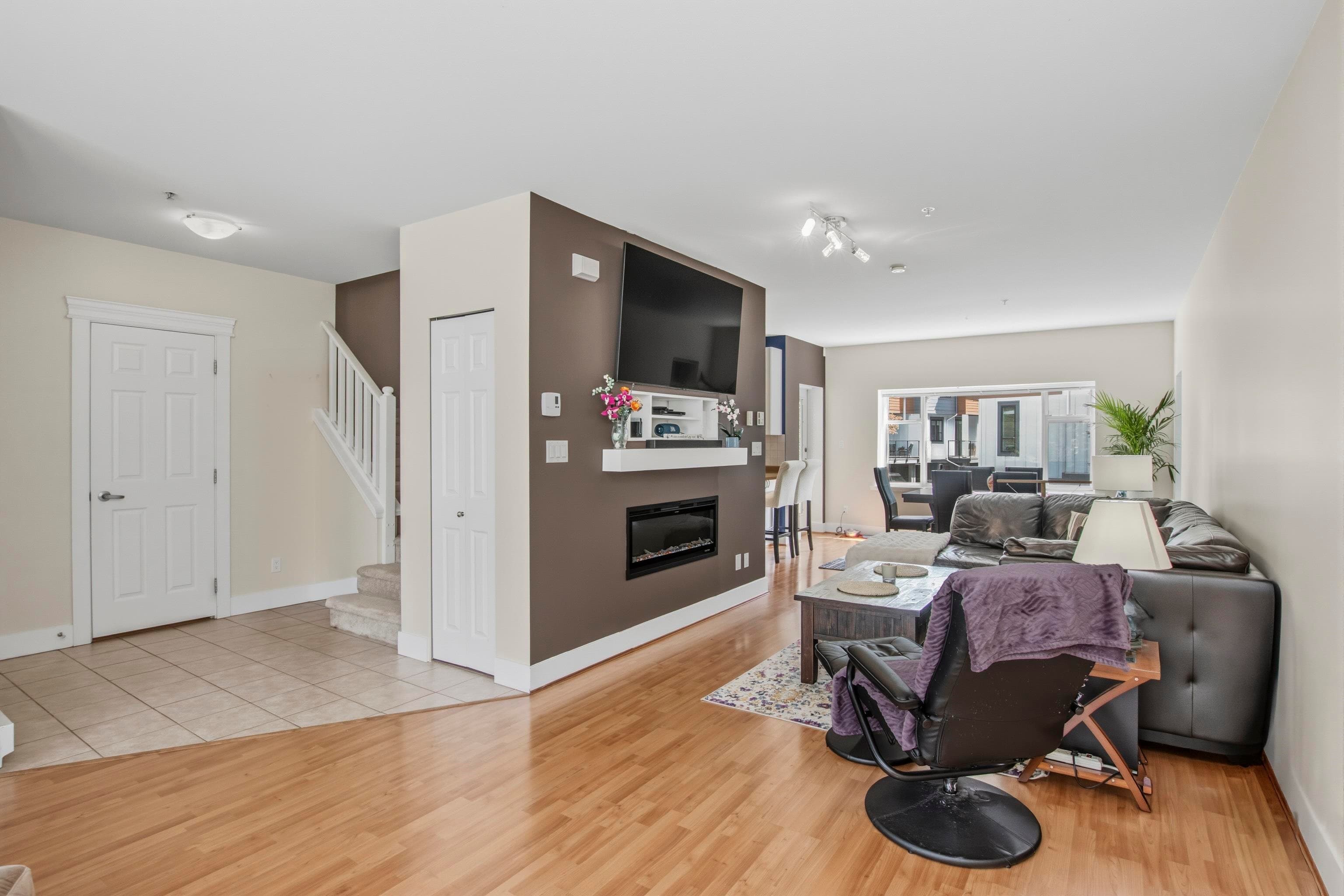 2 - 1200 Edgewater Drive, Squamish, V8B 0E7 — photo 4