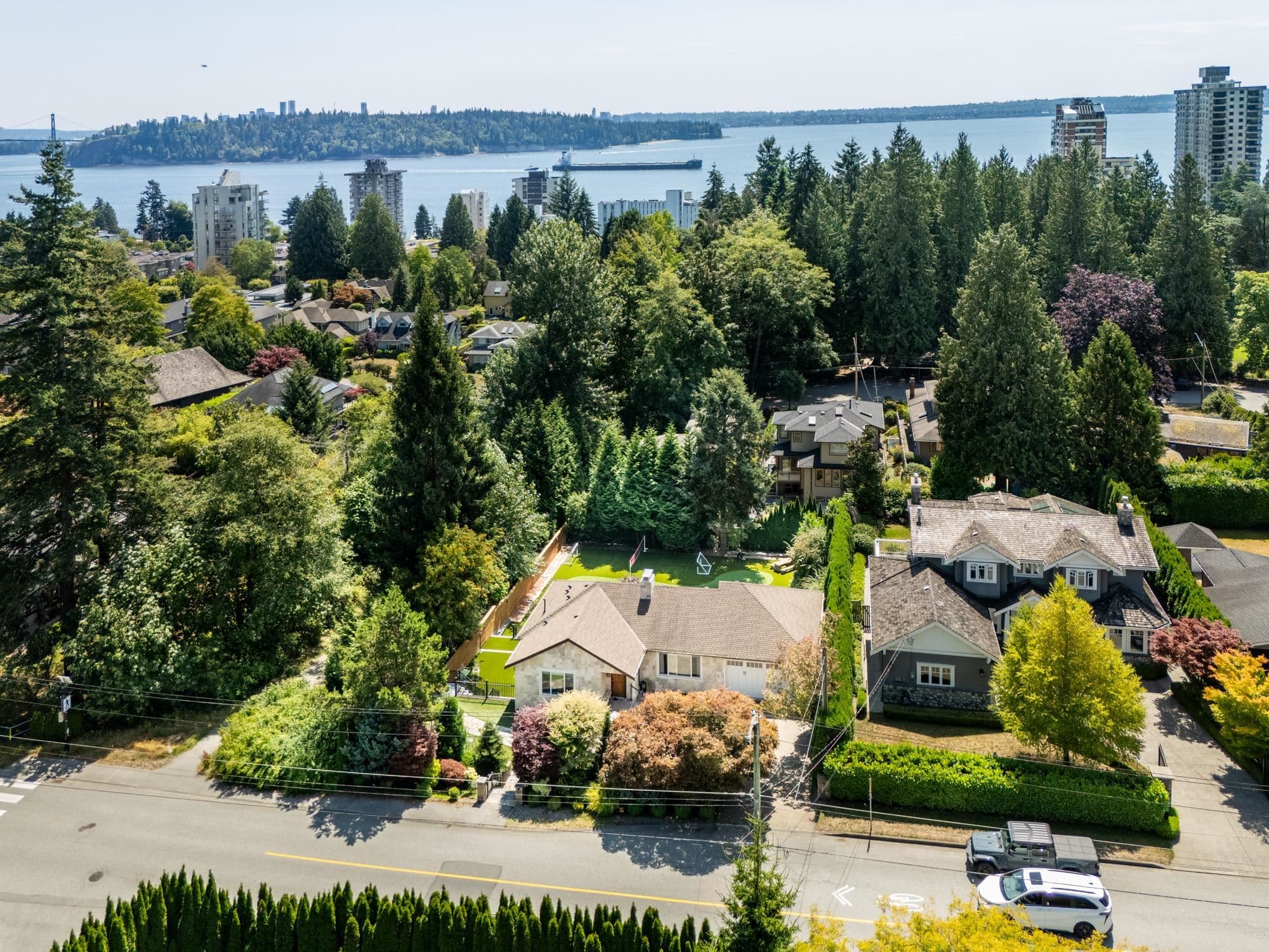 1924 Fulton Avenue, West Vancouver, V7V 1S9 — photo 2