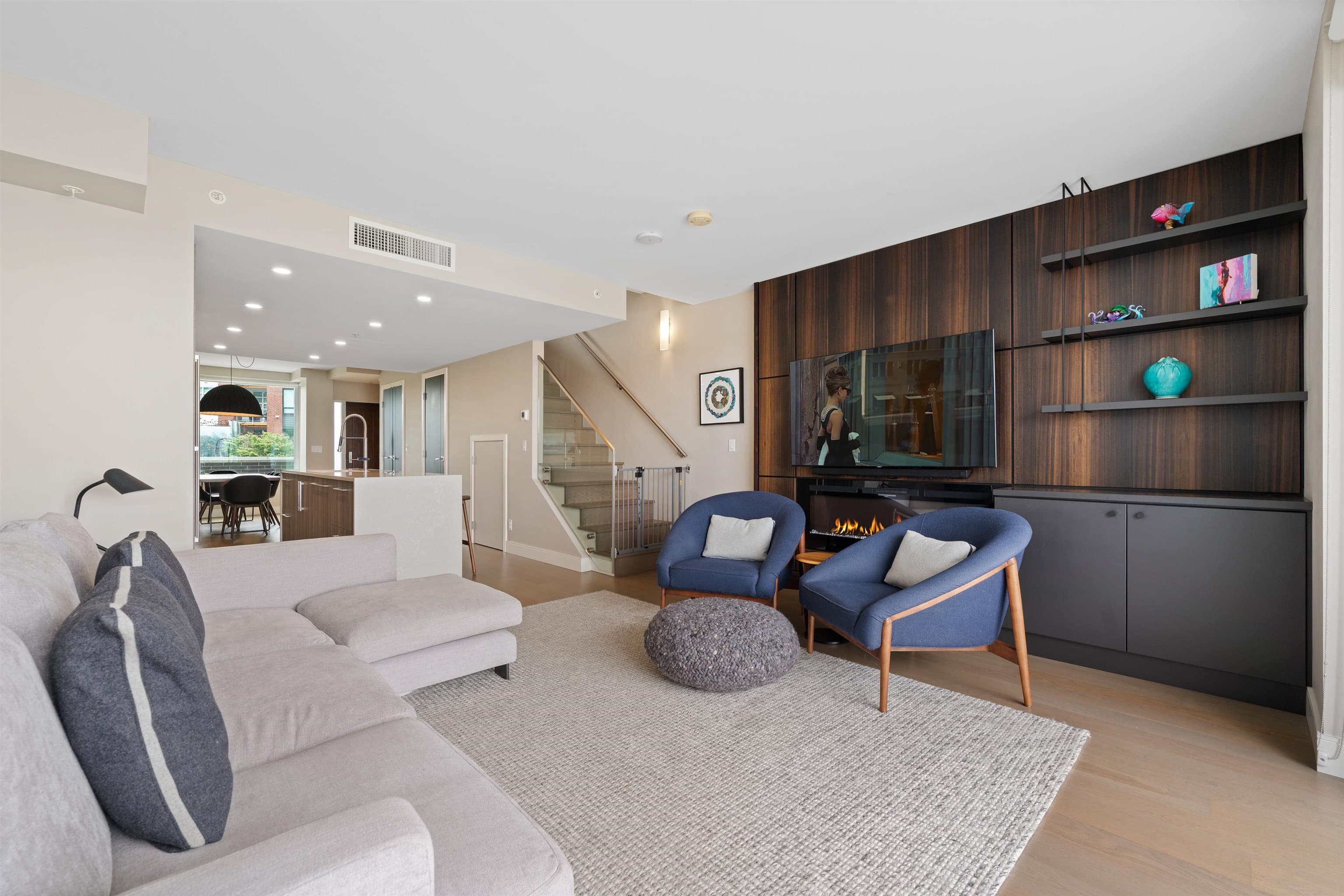 TH210 - 210 Salter Street, New Westminster, V3M 0J9 — photo 2