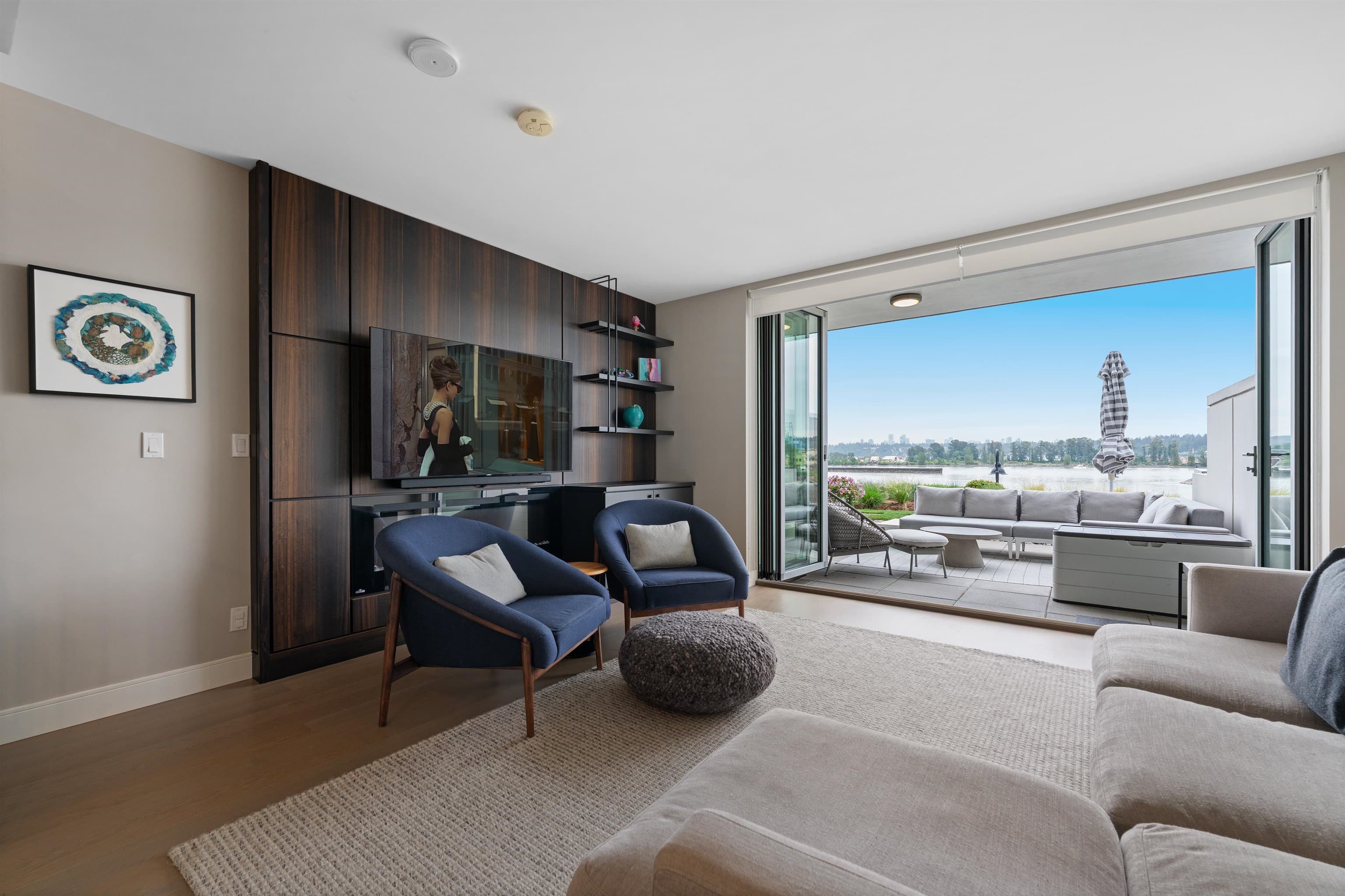 TH210 - 210 Salter Street, New Westminster, V3M 0J9 — photo 1
