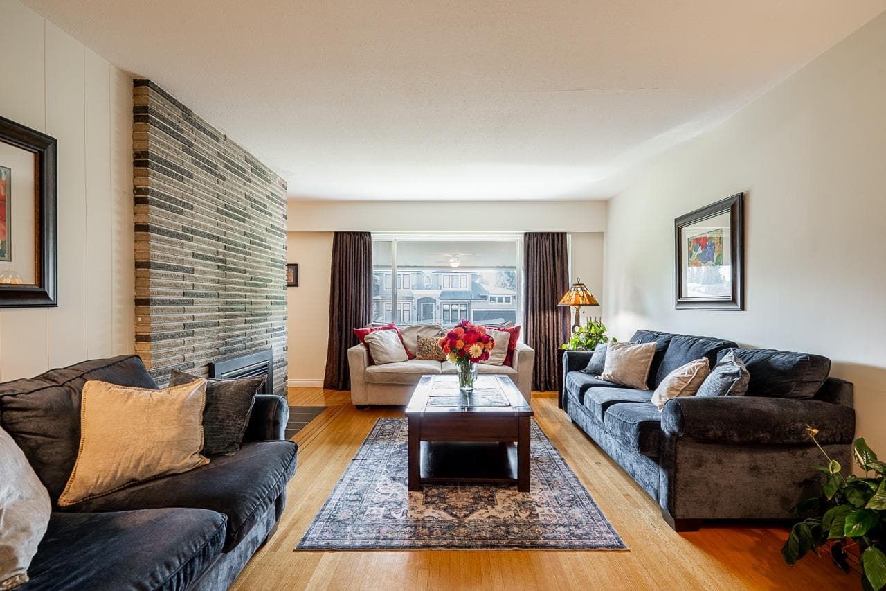 675 Newport Street, Coquitlam, V3J 3H5 — photo 2