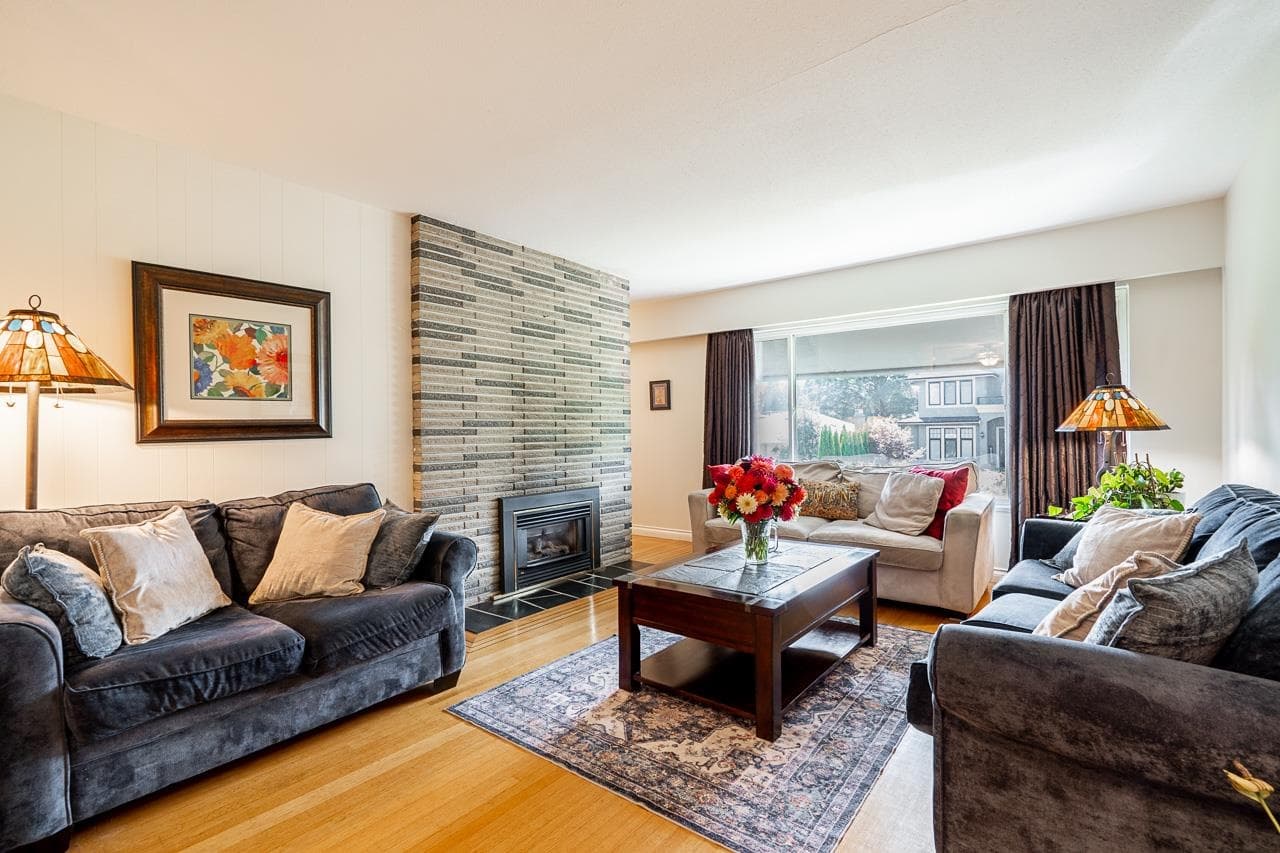 675 Newport Street, Coquitlam, V3J 3H5 — photo 1