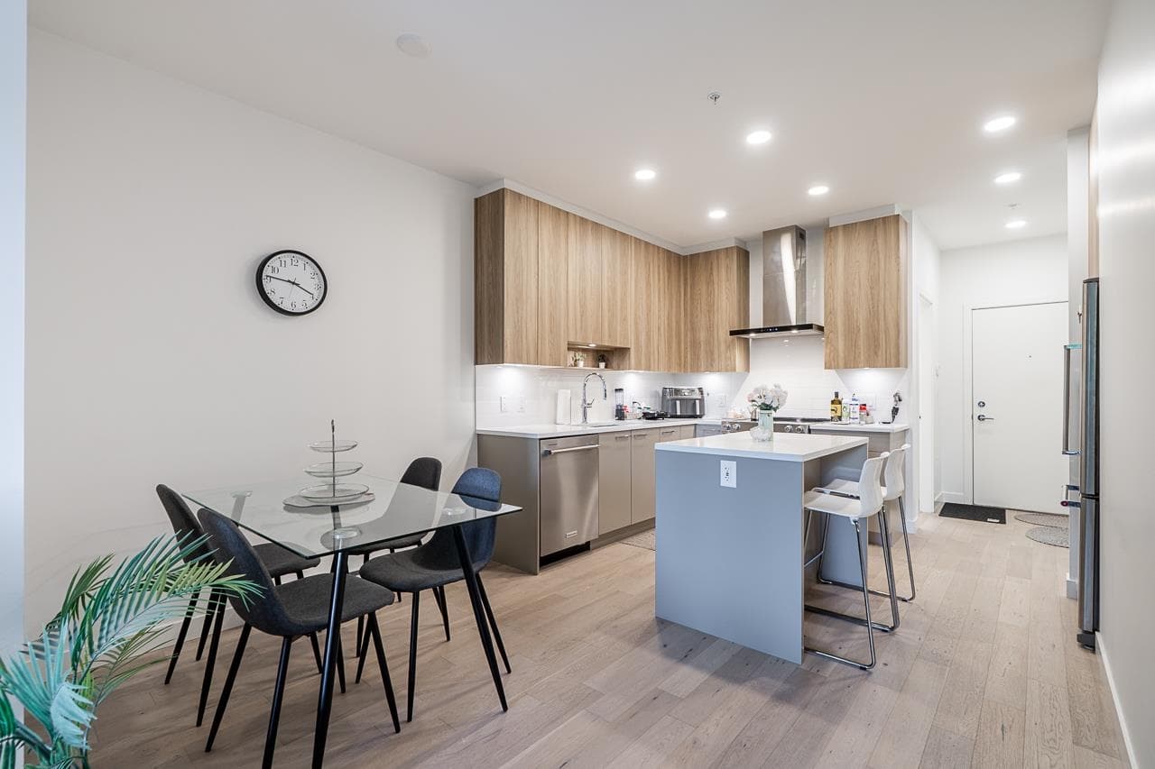 101 - 7588 16th Street, Burnaby, V3N 0H8 — photo 3
