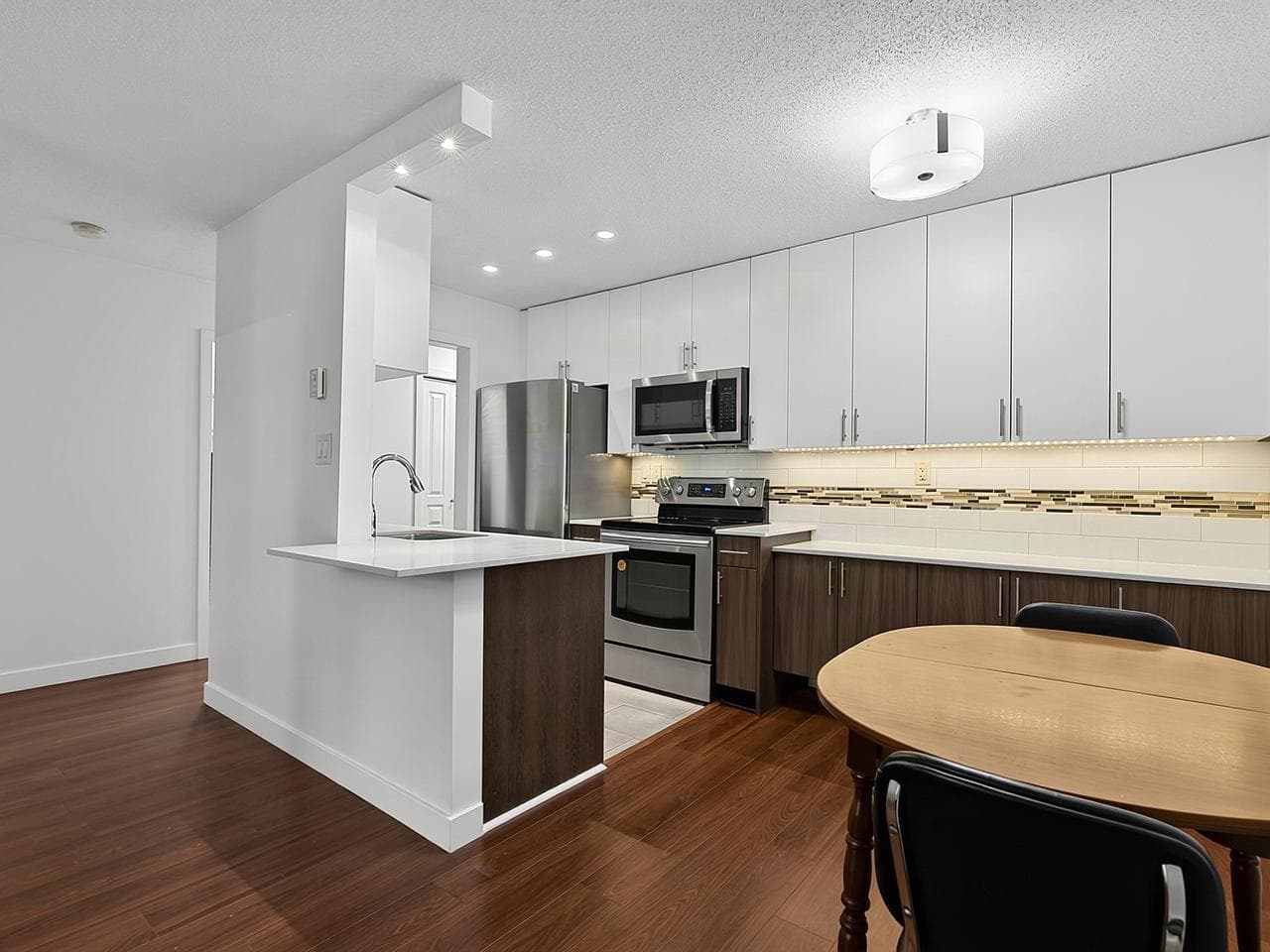 101 - 750 E 7th Avenue, Vancouver, V5T 4H5 — photo 1