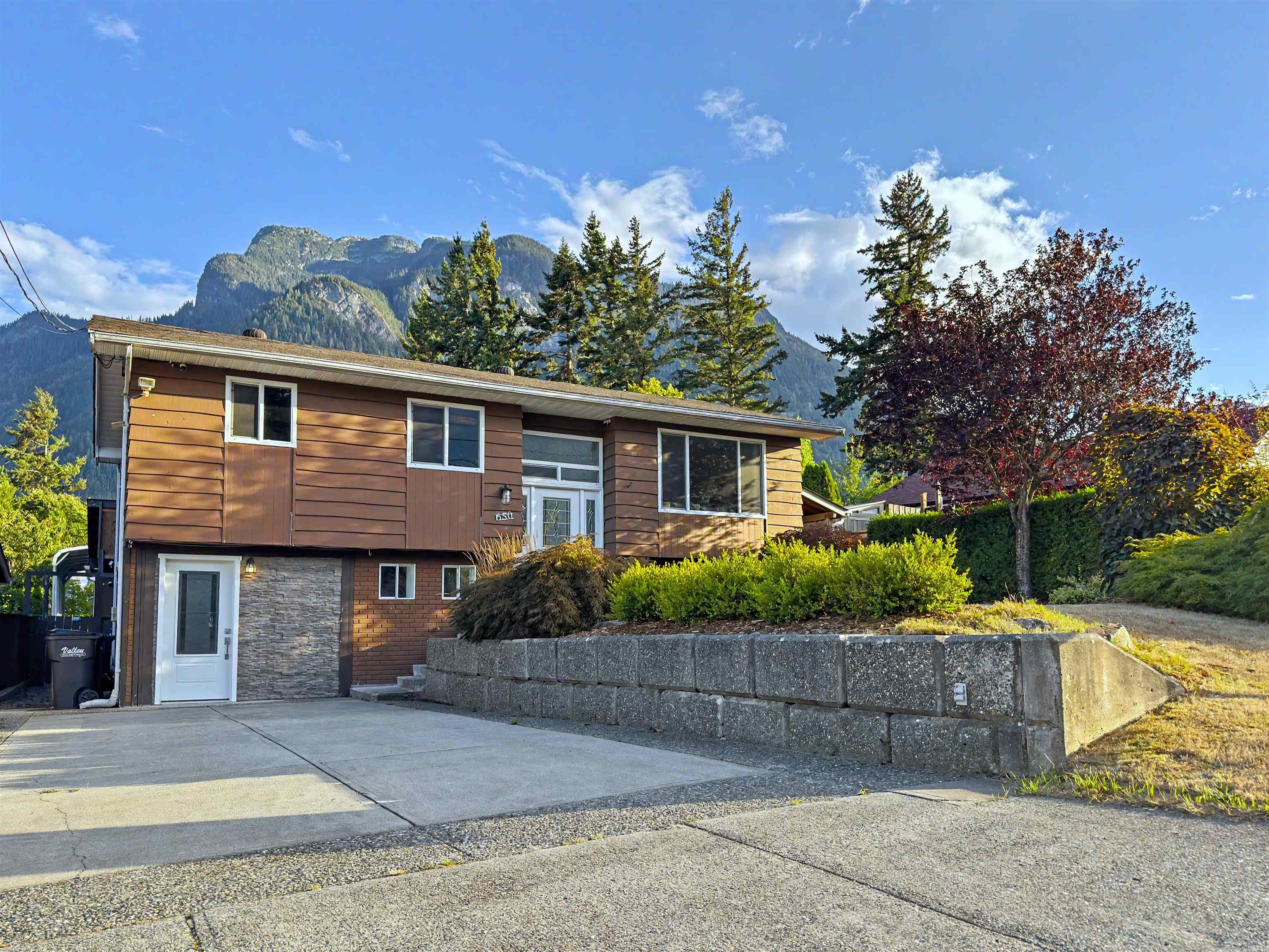 650 Park Street, Hope, V0X 1L0 — photo 2
