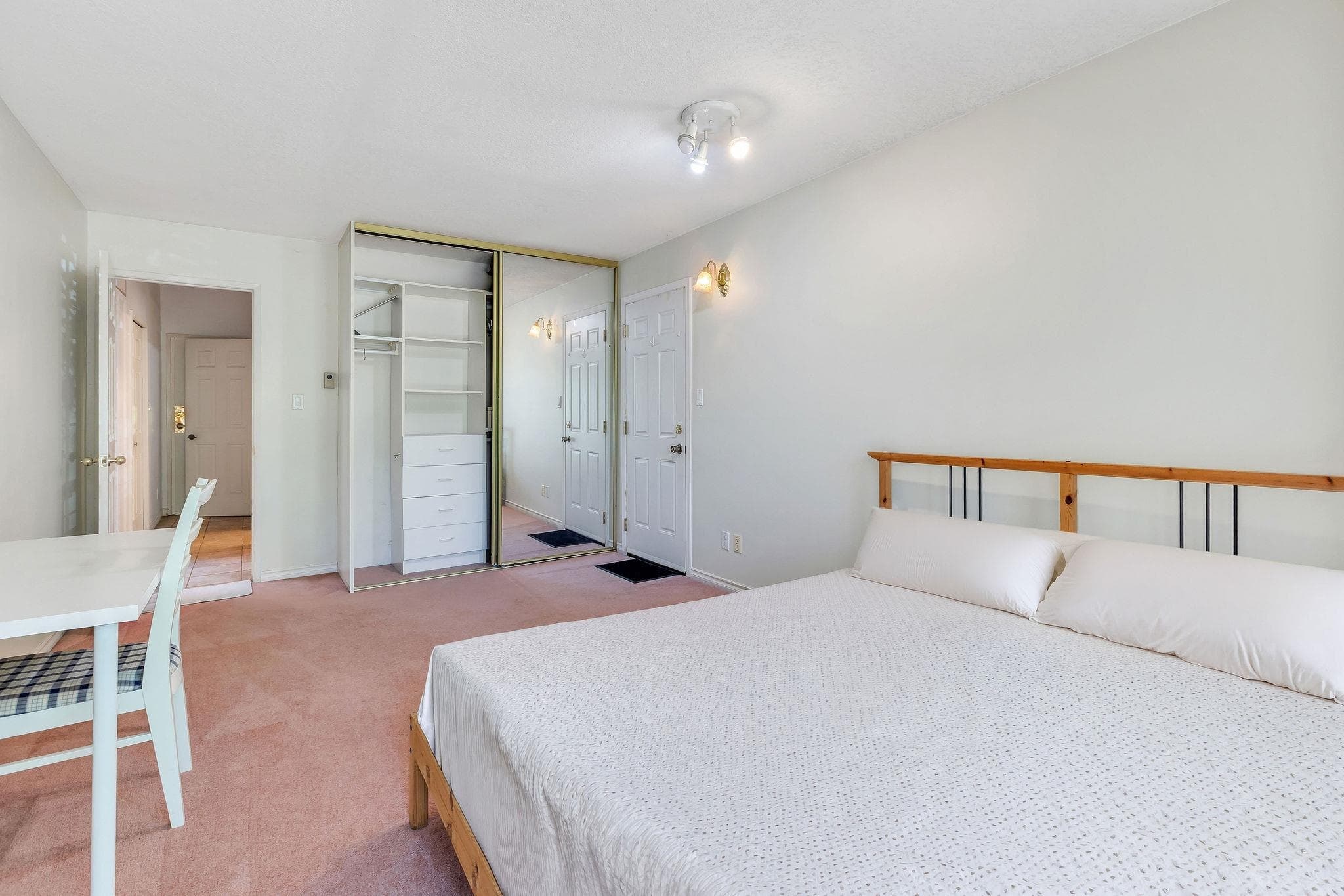 2718 W 19th Avenue, Vancouver, V6L 1E3 — photo 4