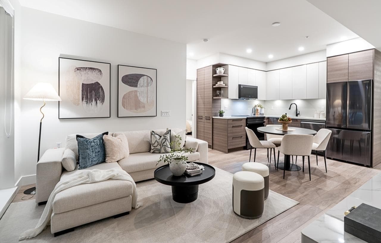 201 - 422 Lakewood Drive, Vancouver