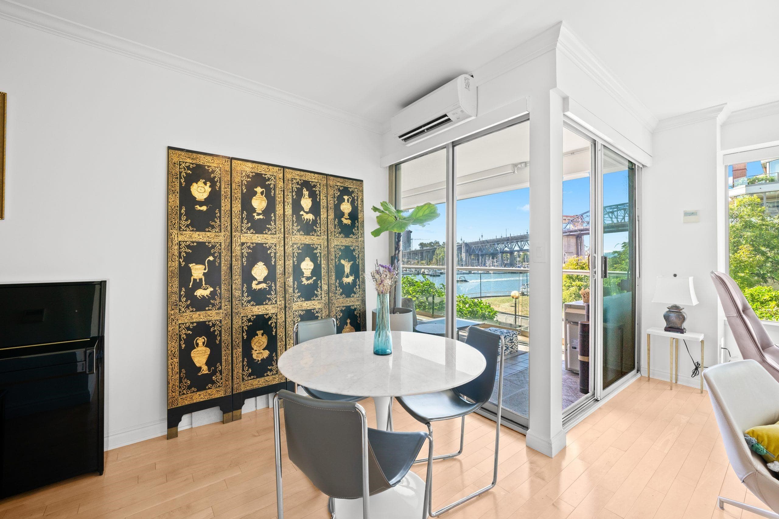 303 - 1600 Hornby Street, Vancouver, V6Z 3H2 — photo 3