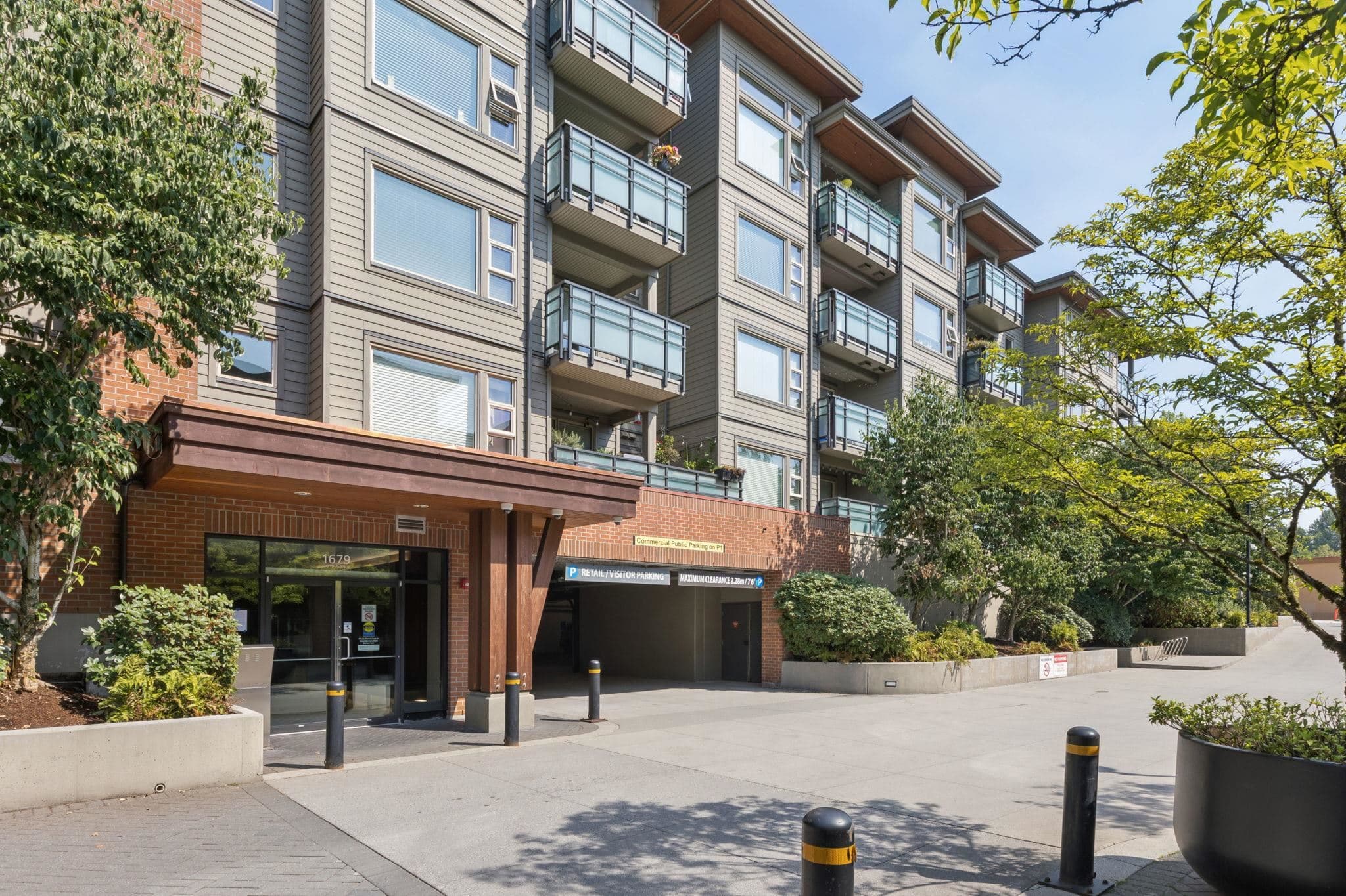 506 - 1679 Lloyd Avenue, North Vancouver, V7P 0A9 — photo 2