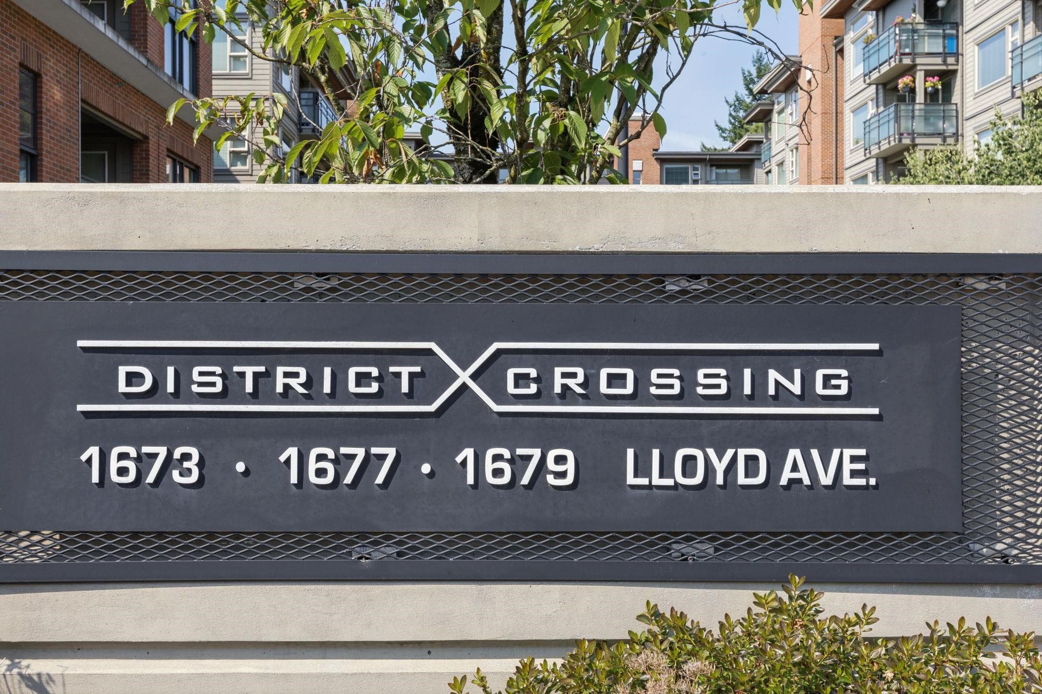 506 - 1679 Lloyd Avenue, North Vancouver