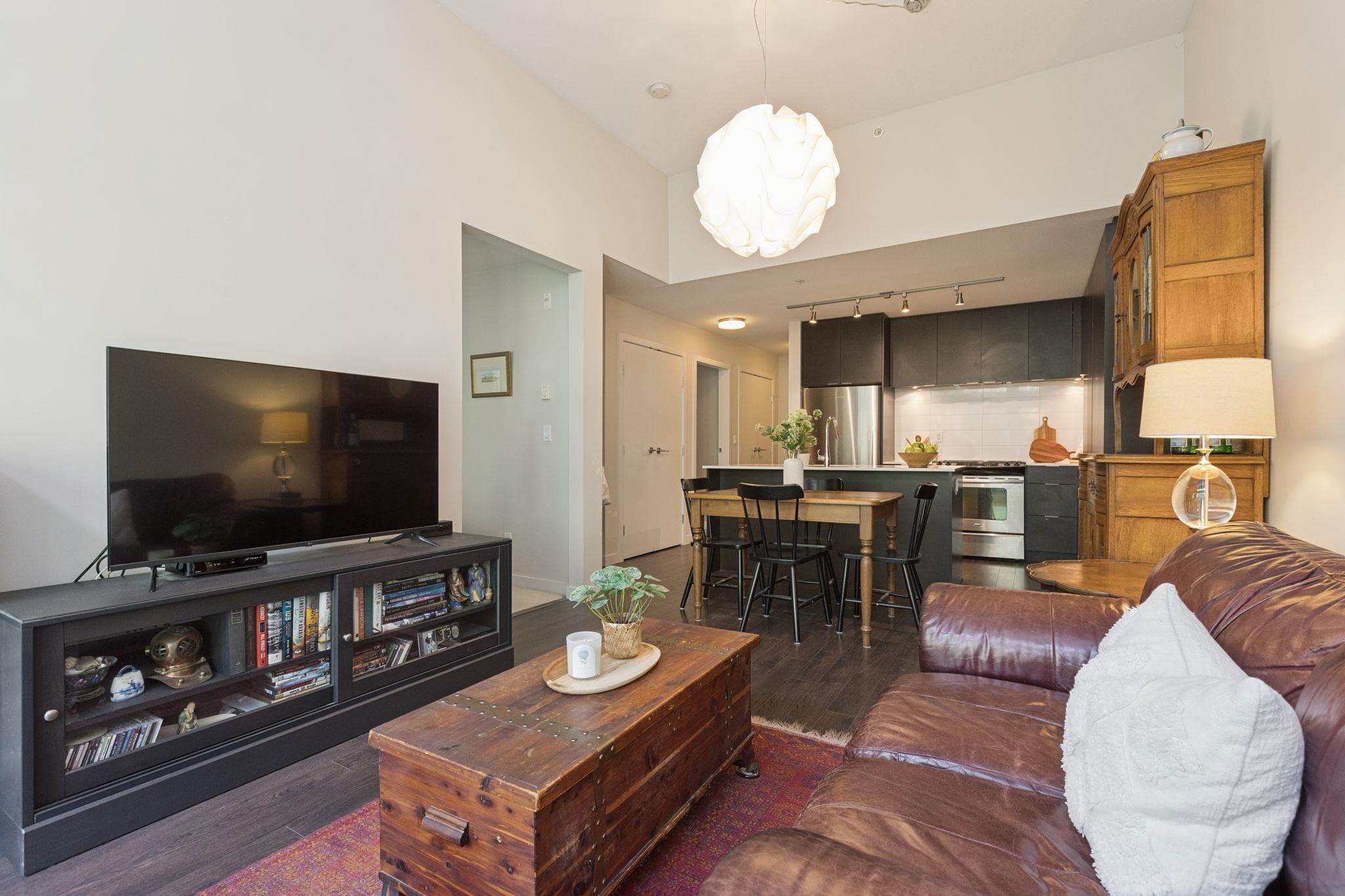 506 - 1679 Lloyd Avenue, North Vancouver, V7P 0A9 — photo 5