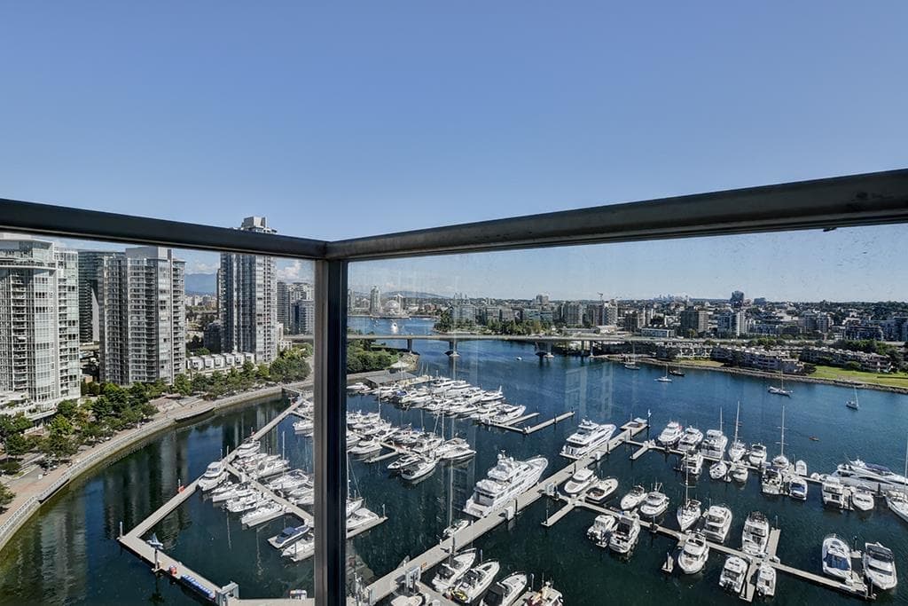 2106 - 1228 Marinaside Crescent, Vancouver, V6Z 2W4 — photo 1