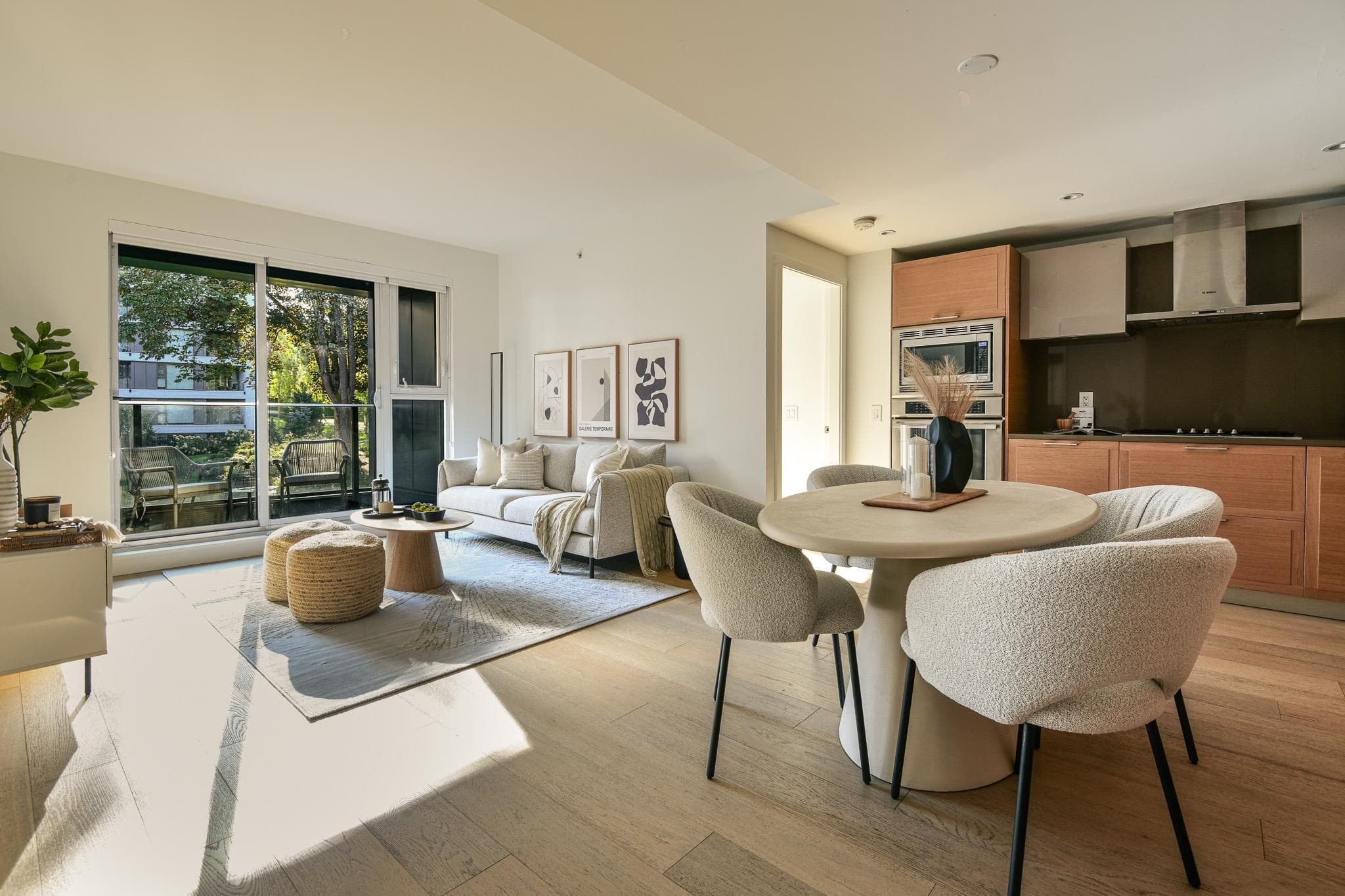 302 - 7128 Adera Street, Vancouver, V6P 0H6 — photo 1