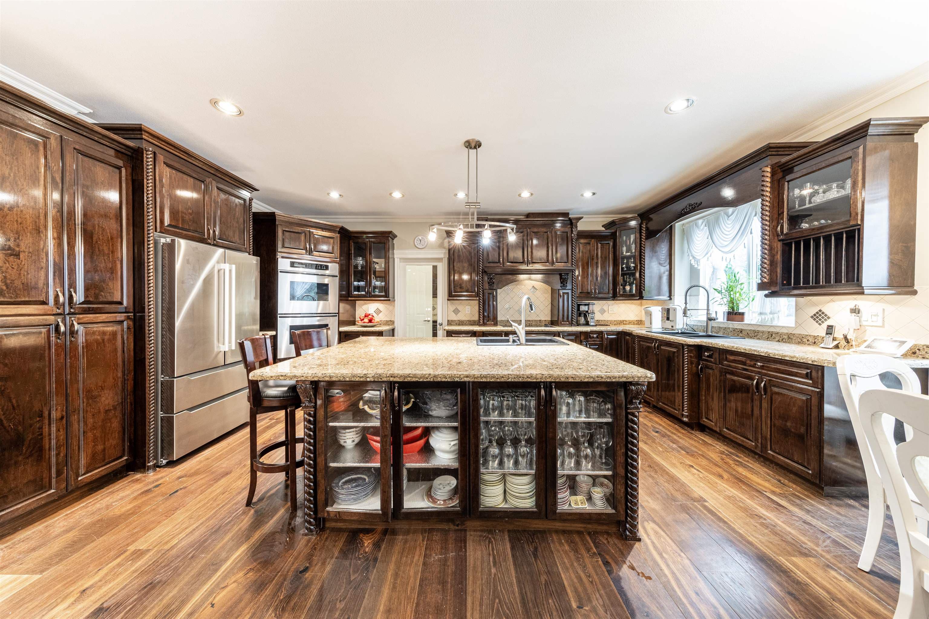 8450 168 Street, Surrey, V4N 5A3 — photo 2