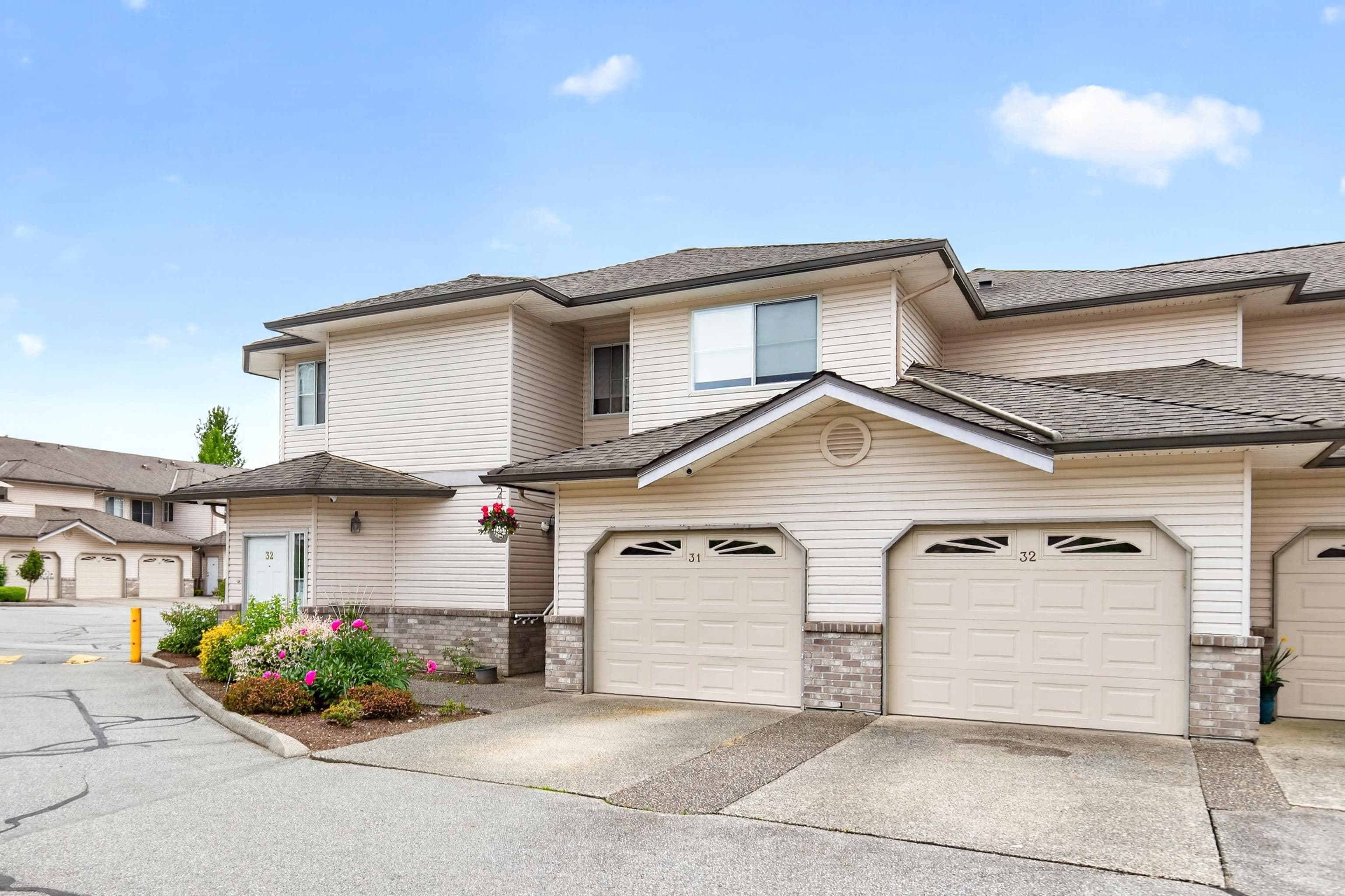 31 - 19060 Ford Road, Pitt Meadows, V3Y 2M2 — photo 2