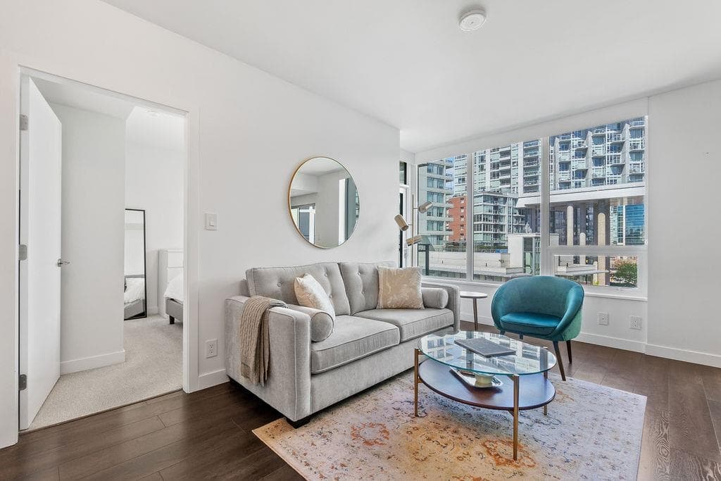 601 - 161 E 1st Avenue, Vancouver, V6A 0G1 — photo 2