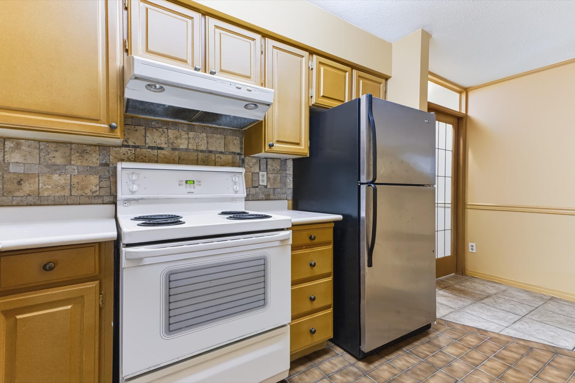 4 - 15971 Marine Drive, White Rock, V4B 1G1 — photo 5
