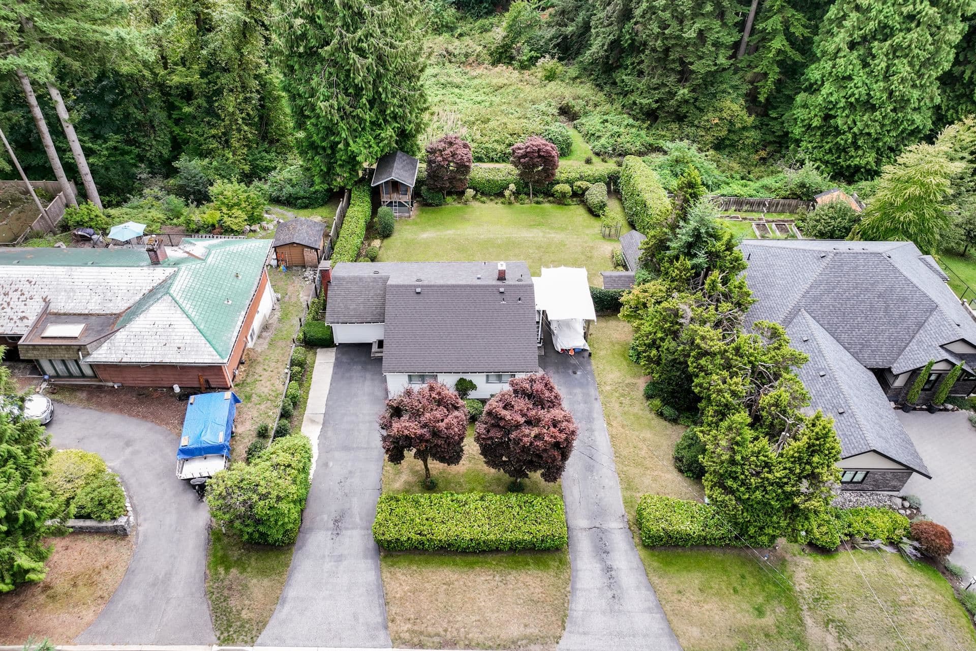 741 Wellington Drive, North Vancouver, V7K 1K8 — photo 2