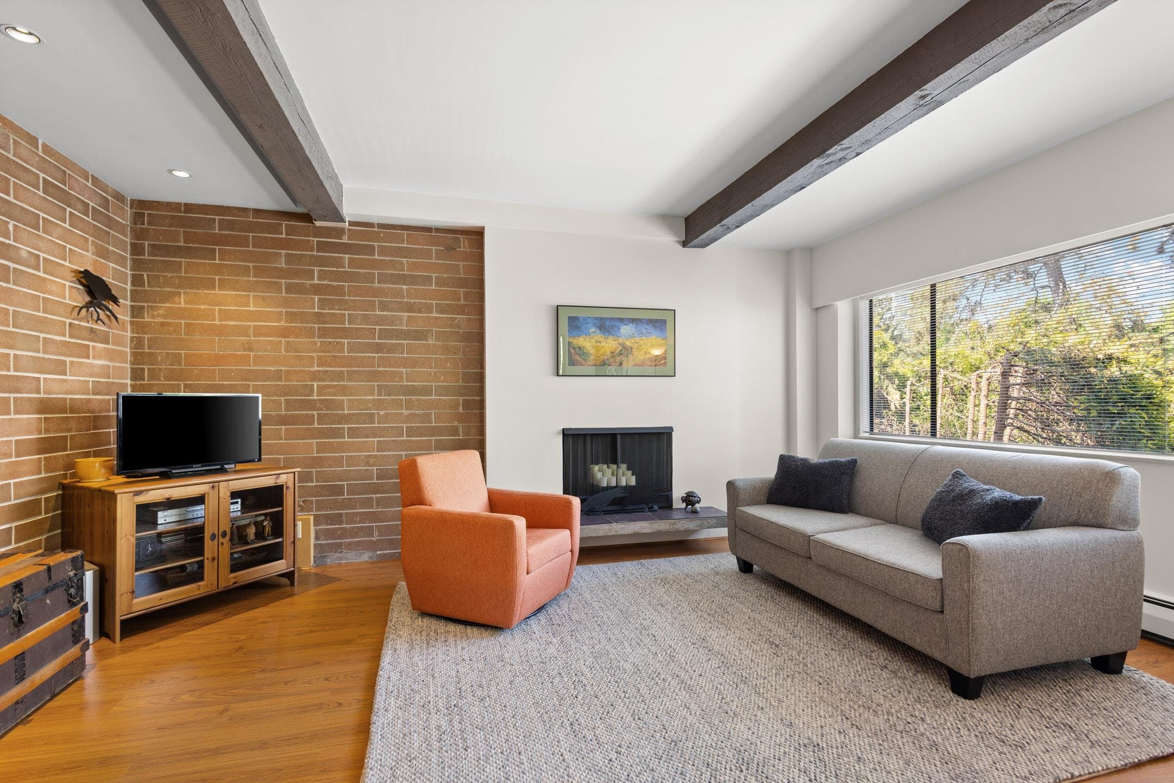 309 - 1535 Nelson Street, Vancouver, V6G 1M2 — photo 1