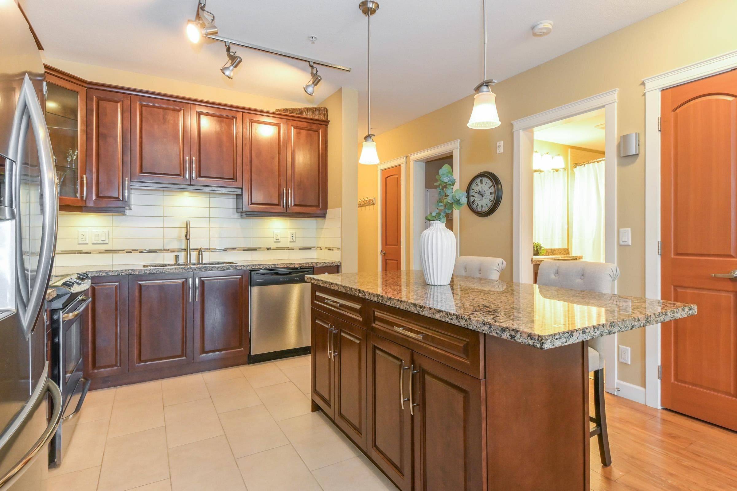 284 - 8288 207a Street, Langley, V2Y 0L2 — photo 5