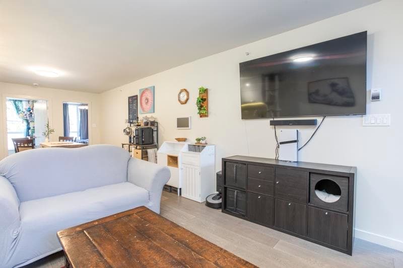 208 - 189 Keefer Street, Vancouver, V6A 0C8 — photo 4