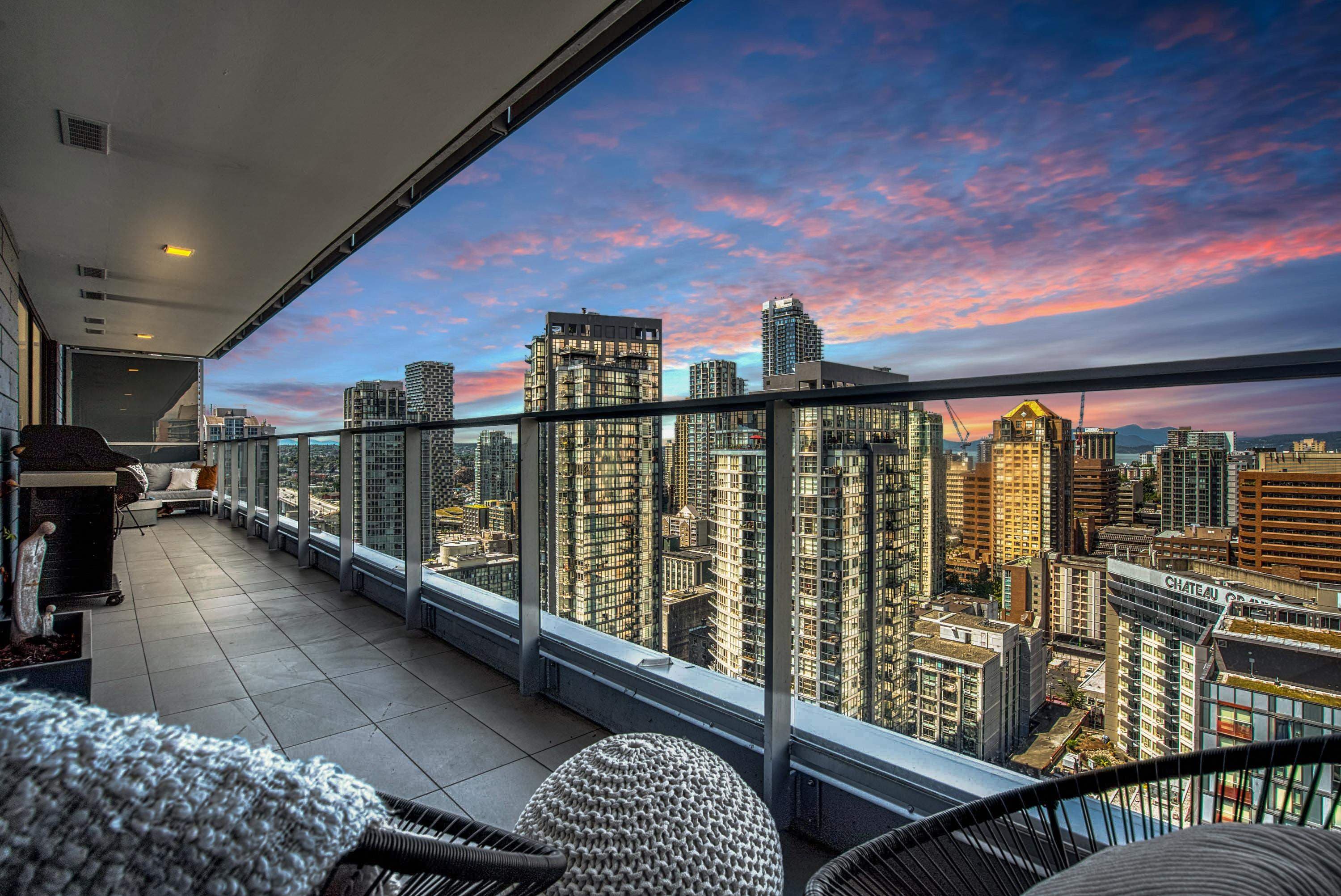 2607 - 1111 Richards Street, Vancouver