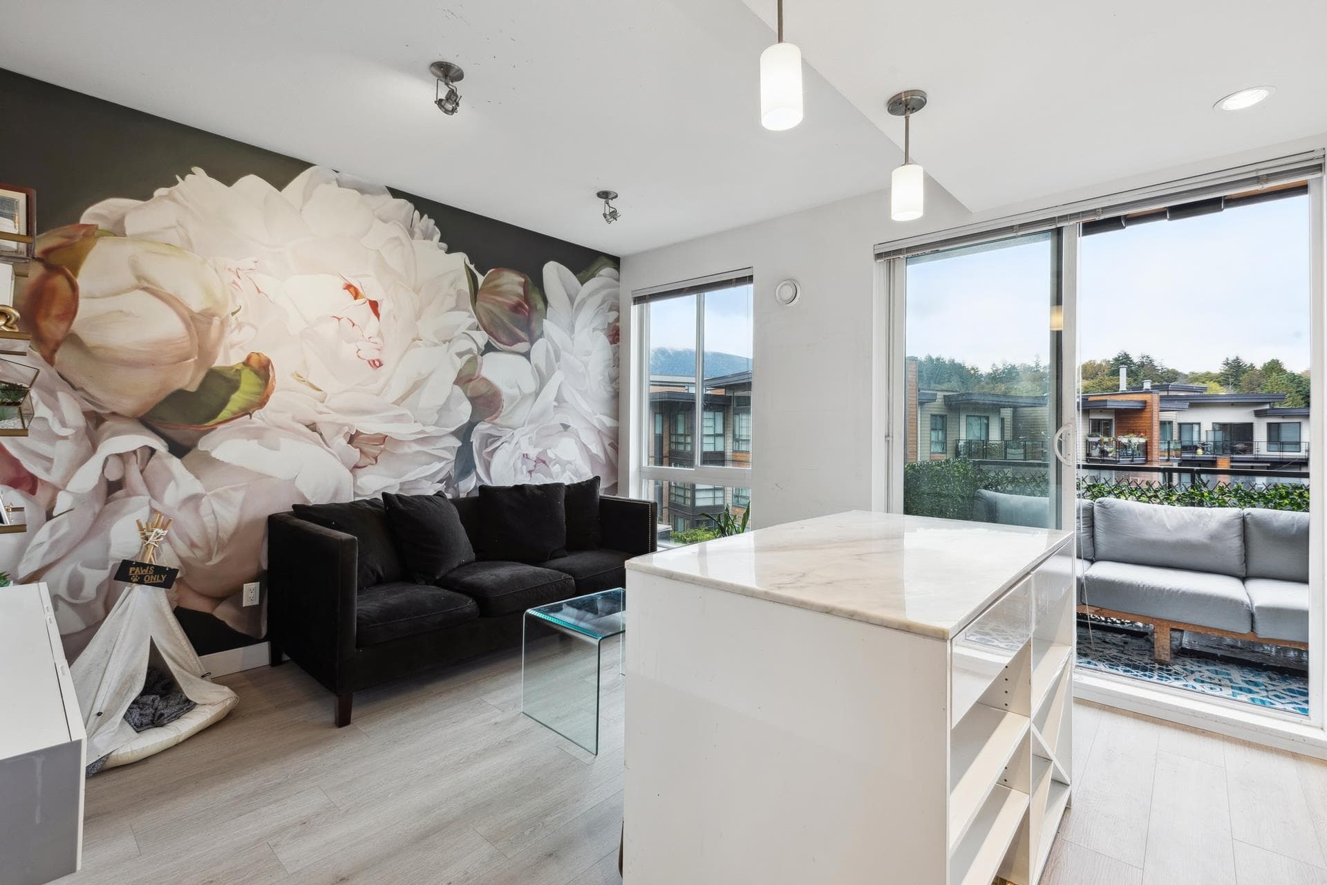 513 - 733 W 3rd Street, North Vancouver, V7M 0C8 — photo 1