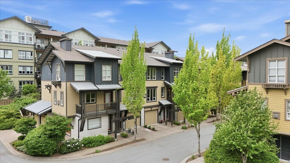 1266 Stonemount Place, Squamish, V8B 0R8 — photo 2
