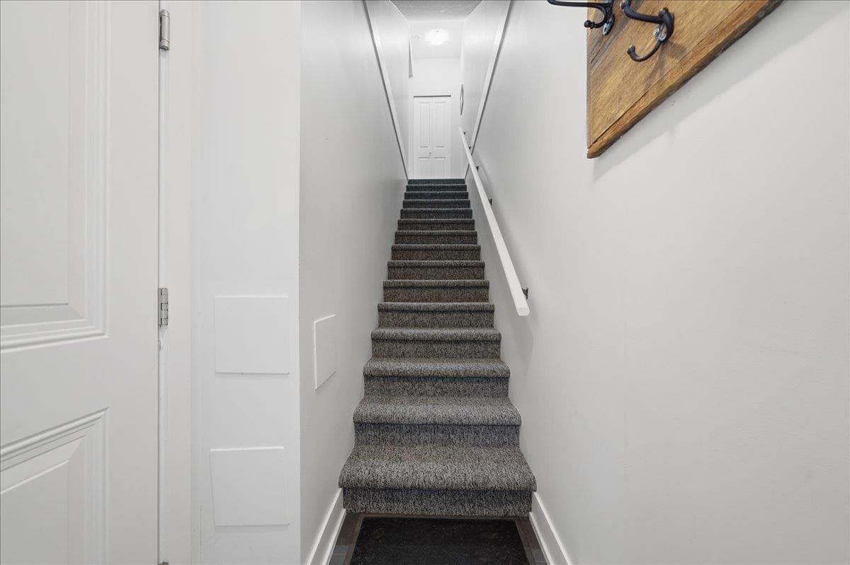 1266 Stonemount Place, Squamish, V8B 0R8 — photo 5