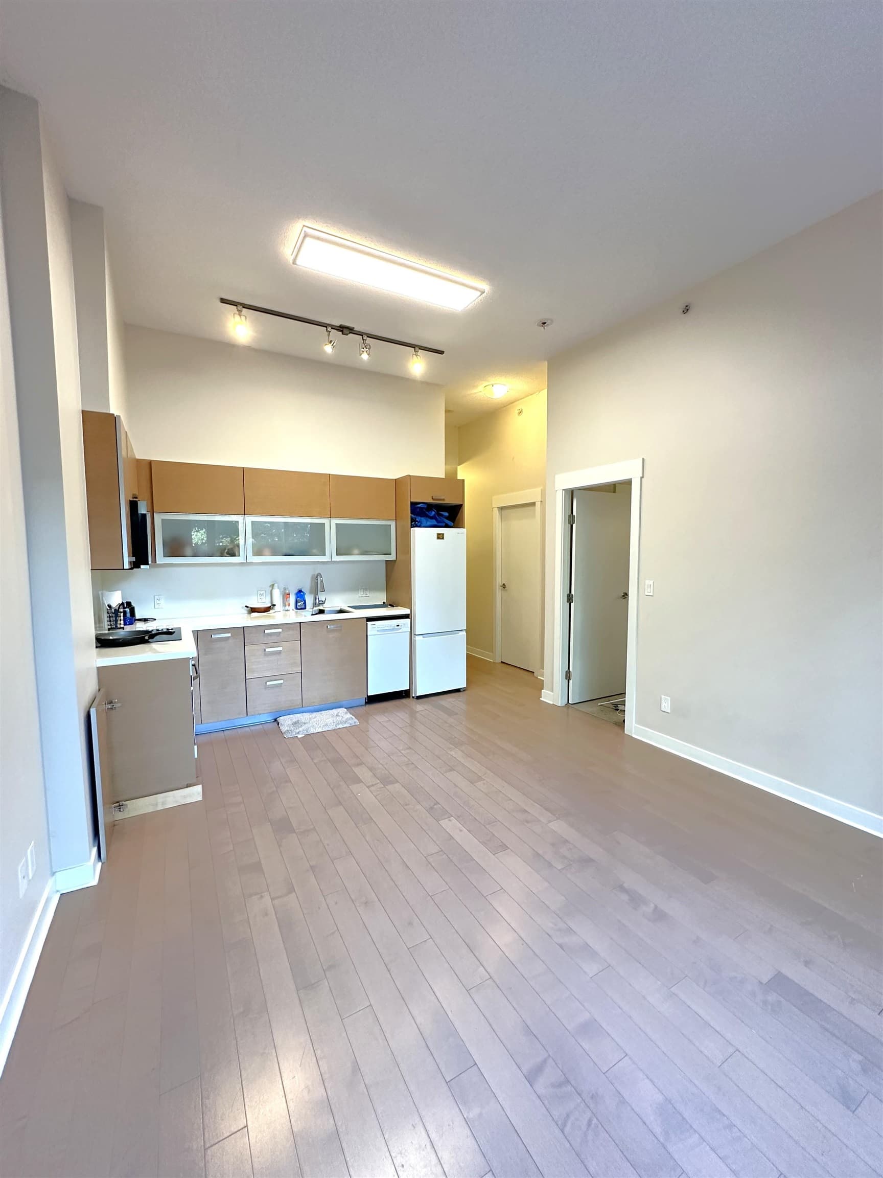 102 - 13380 108 Avenue, Surrey, V3T 0E7 — photo 3