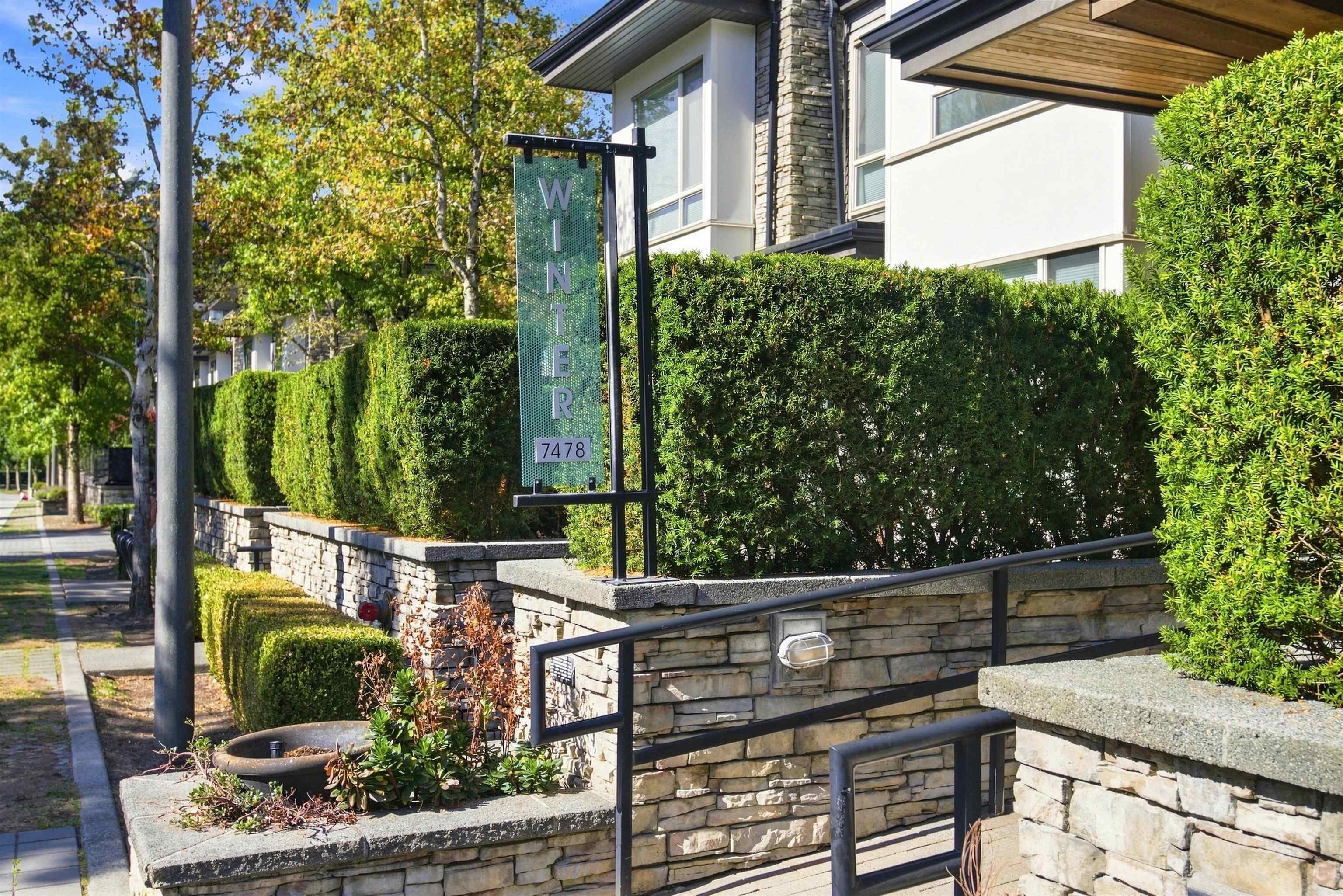 407 - 7478 Byrnepark Walk, Burnaby